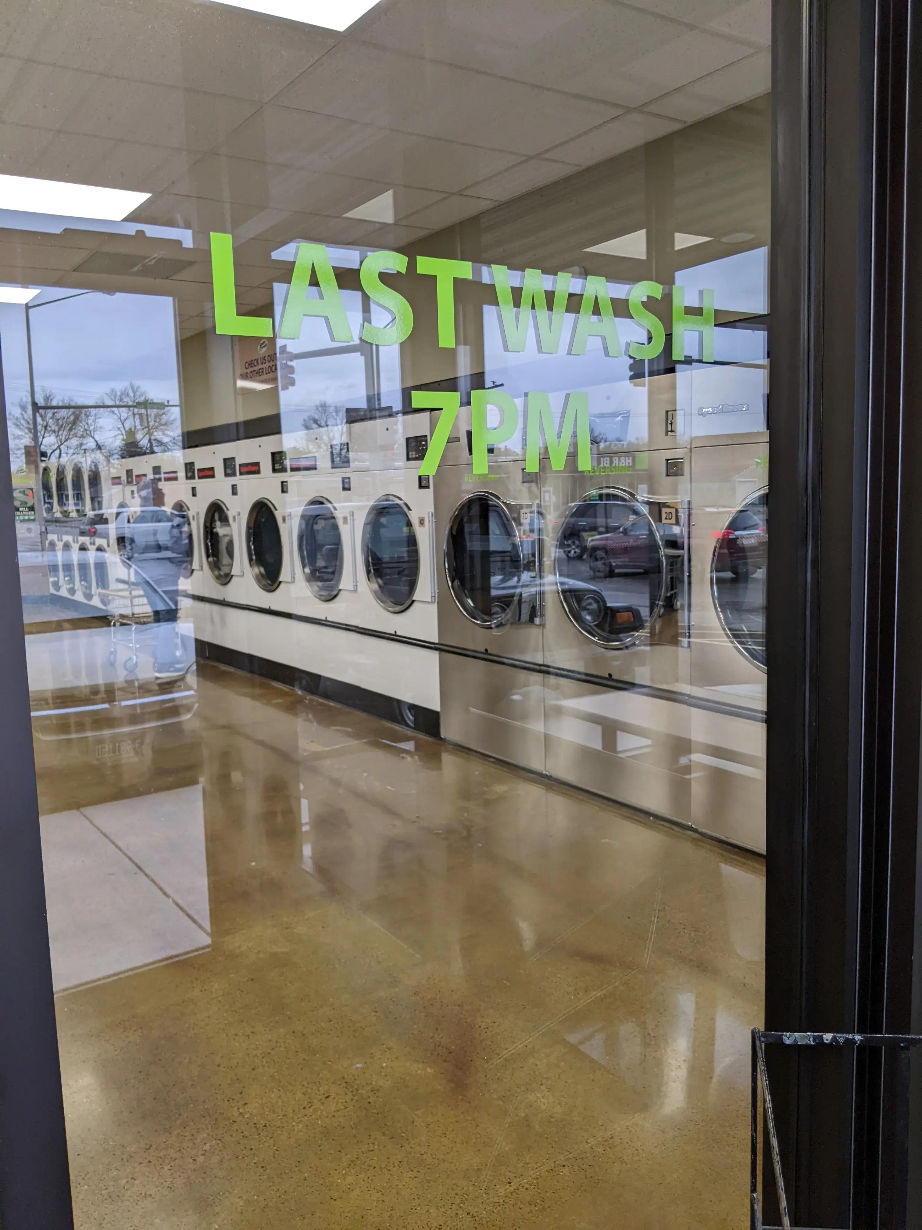 Spin Fresh Laundromat - Image 7