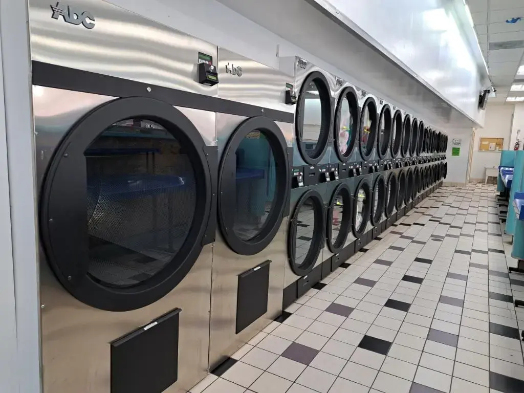 Spin It Up Laundry - Image 14