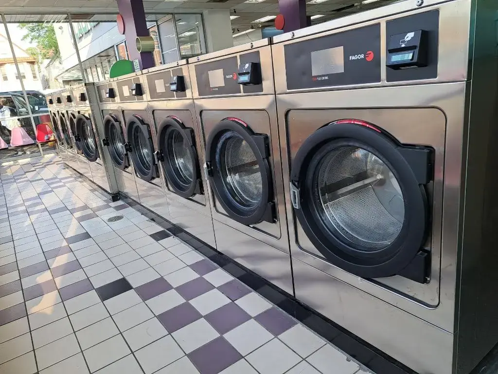 Spin It Up Laundry location