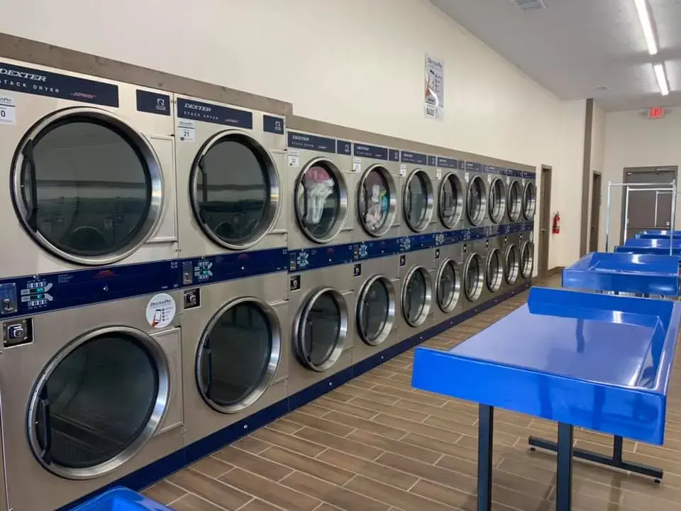 Spin King Laundromat thumbnail 15