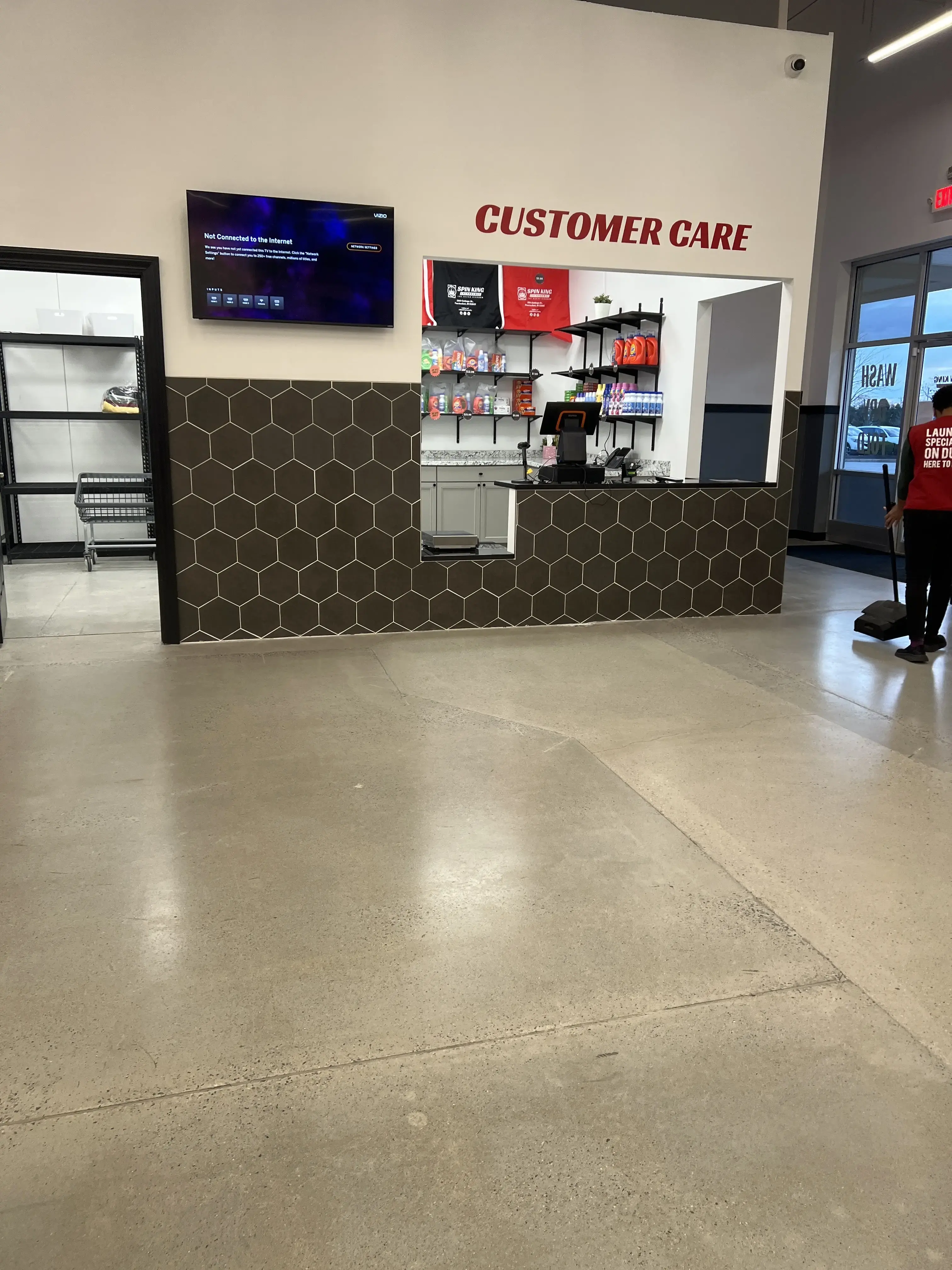 Spin King Laundromat - Image 12