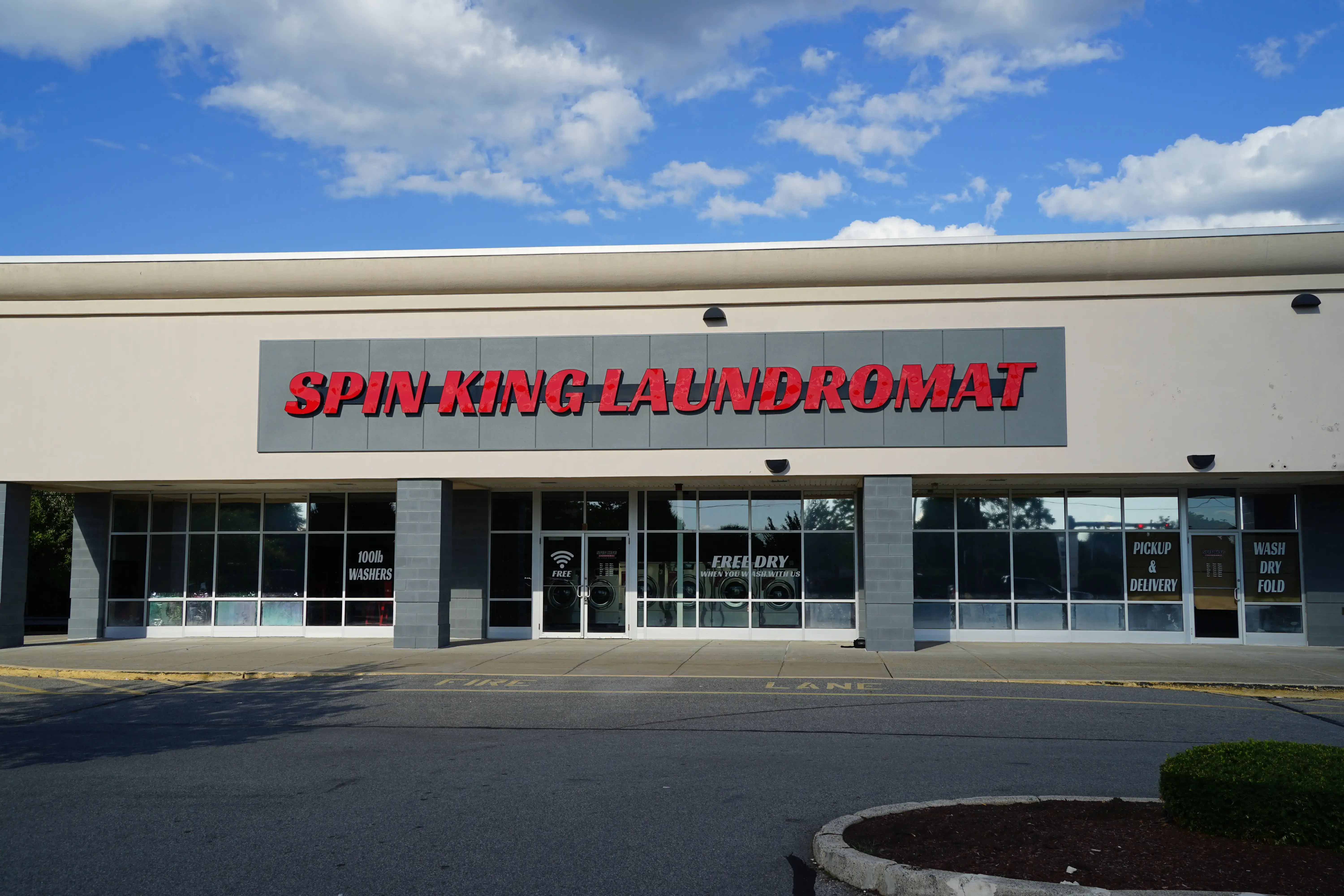 Spin King Laundromat - Image 1
