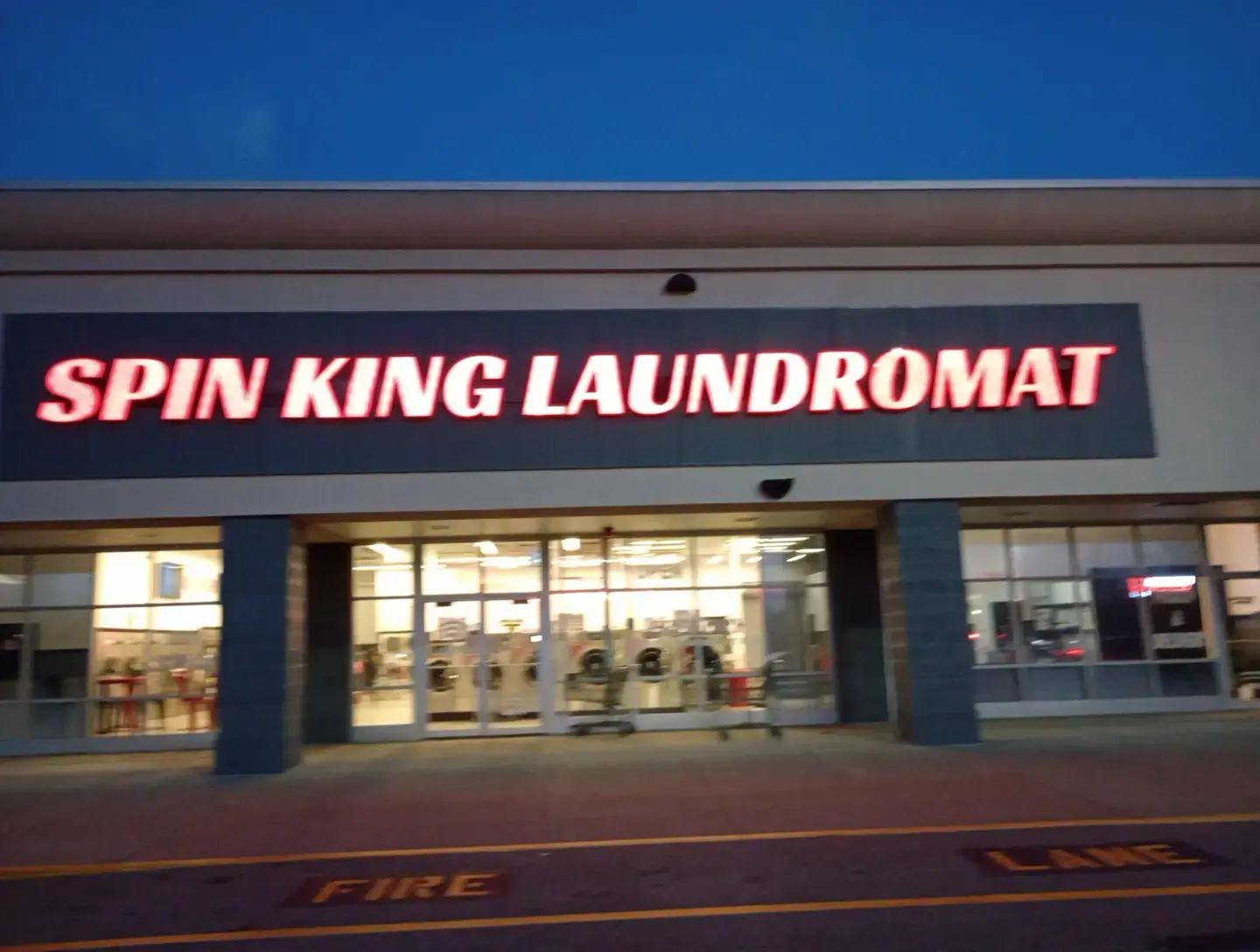 Spin King Laundromat thumbnail 16
