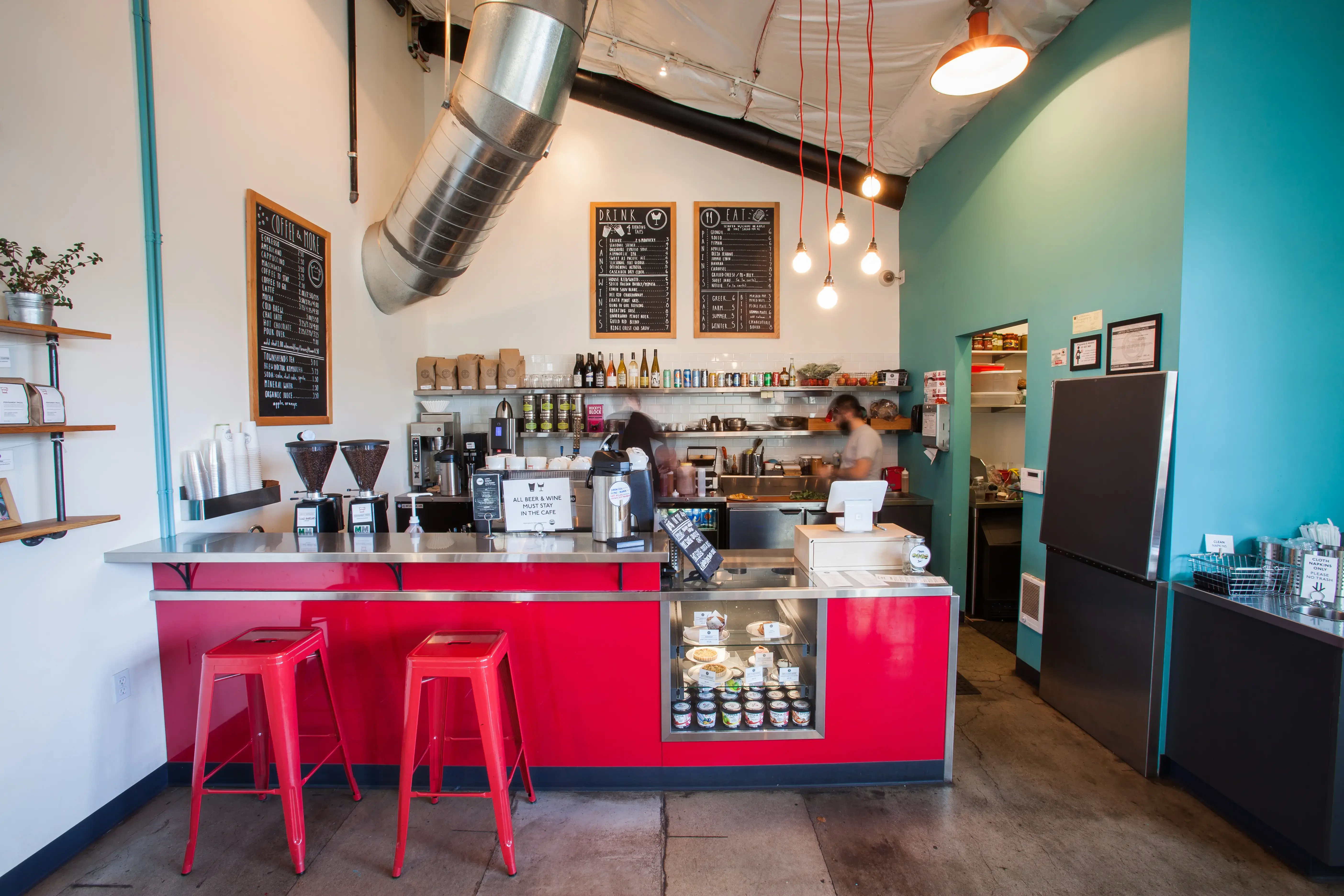 Spin Laundry Lounge - Image 14