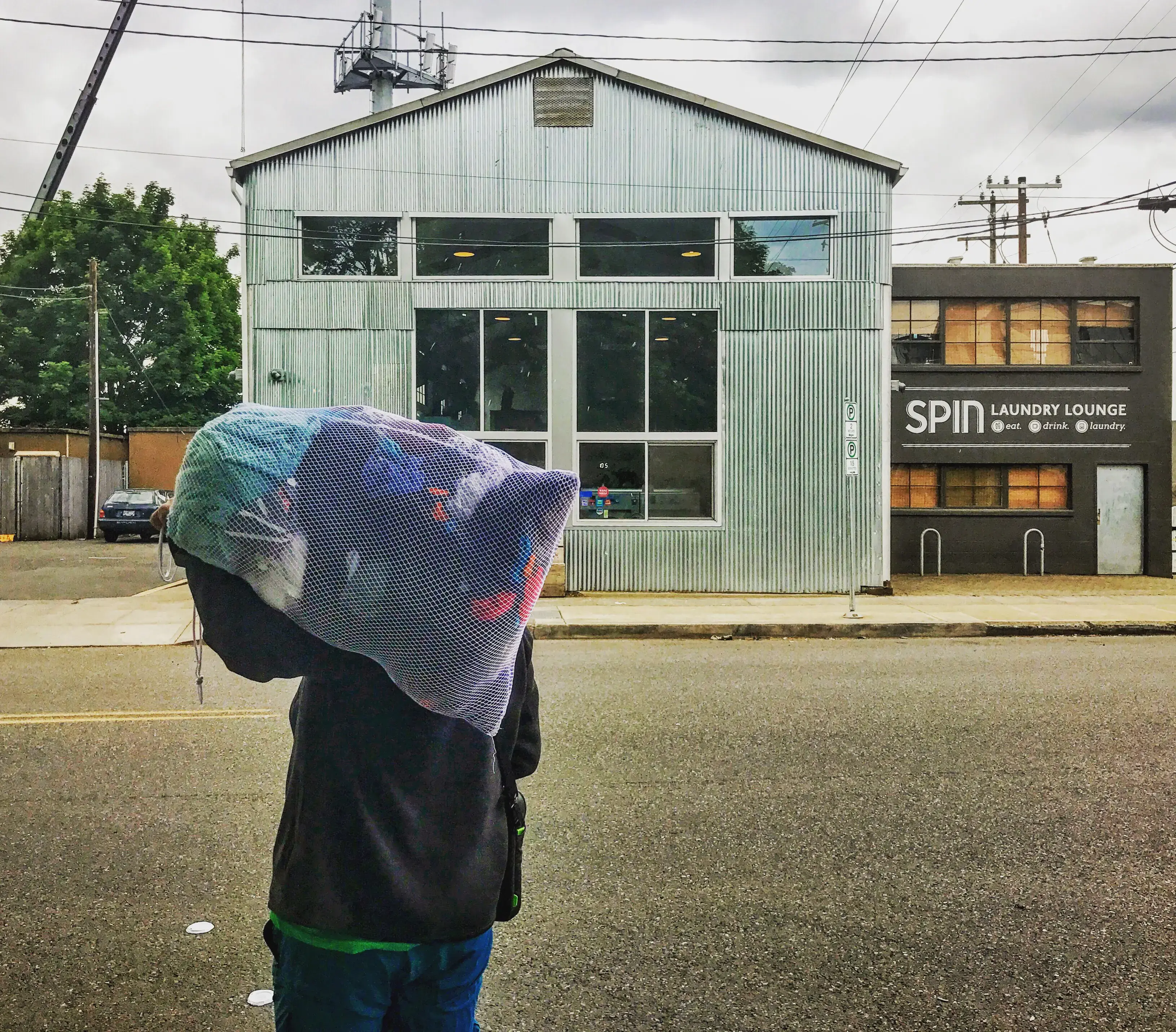 Spin Laundry Lounge - Image 20