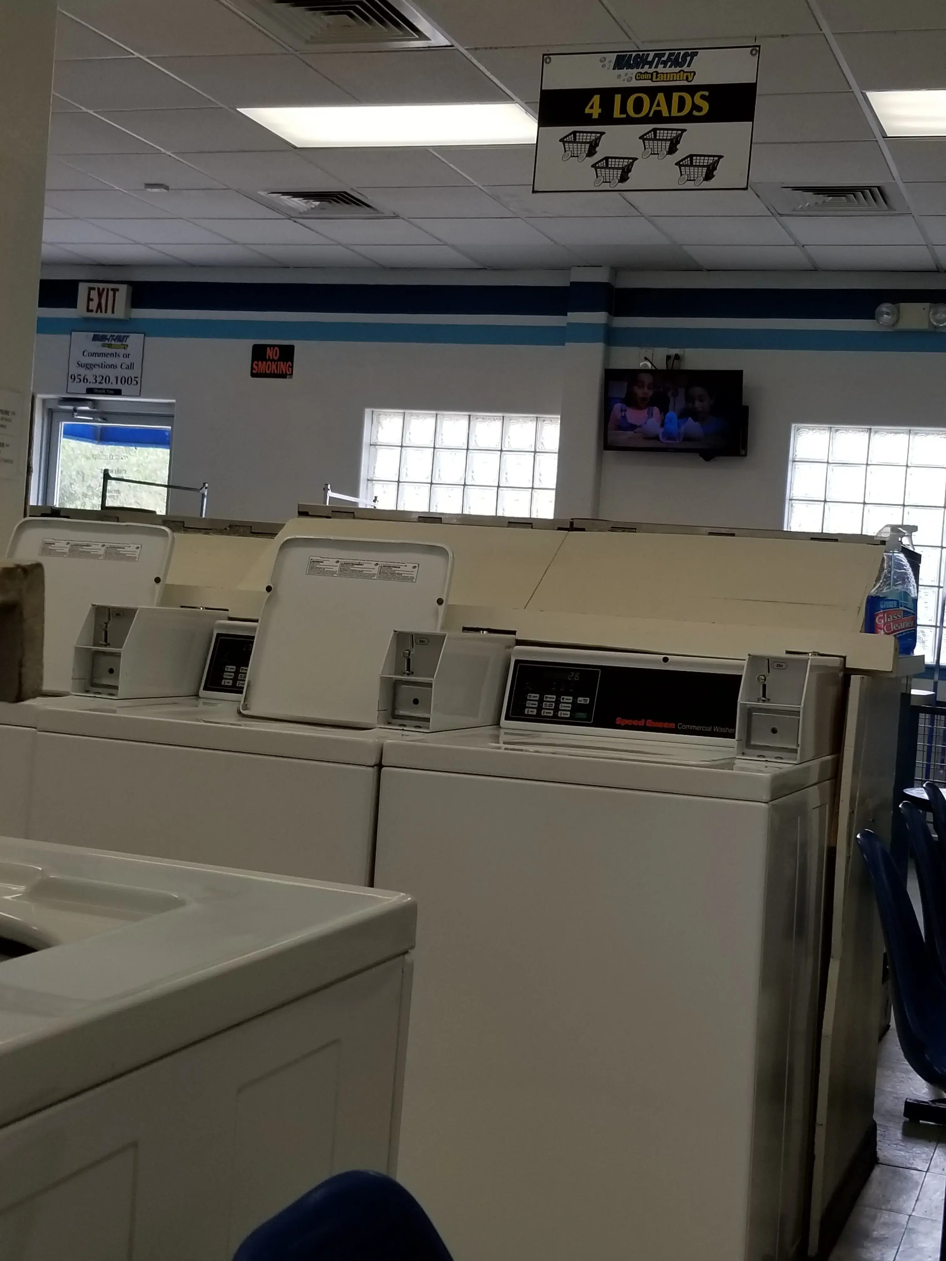 Spin Plus Laundromat - Image 12