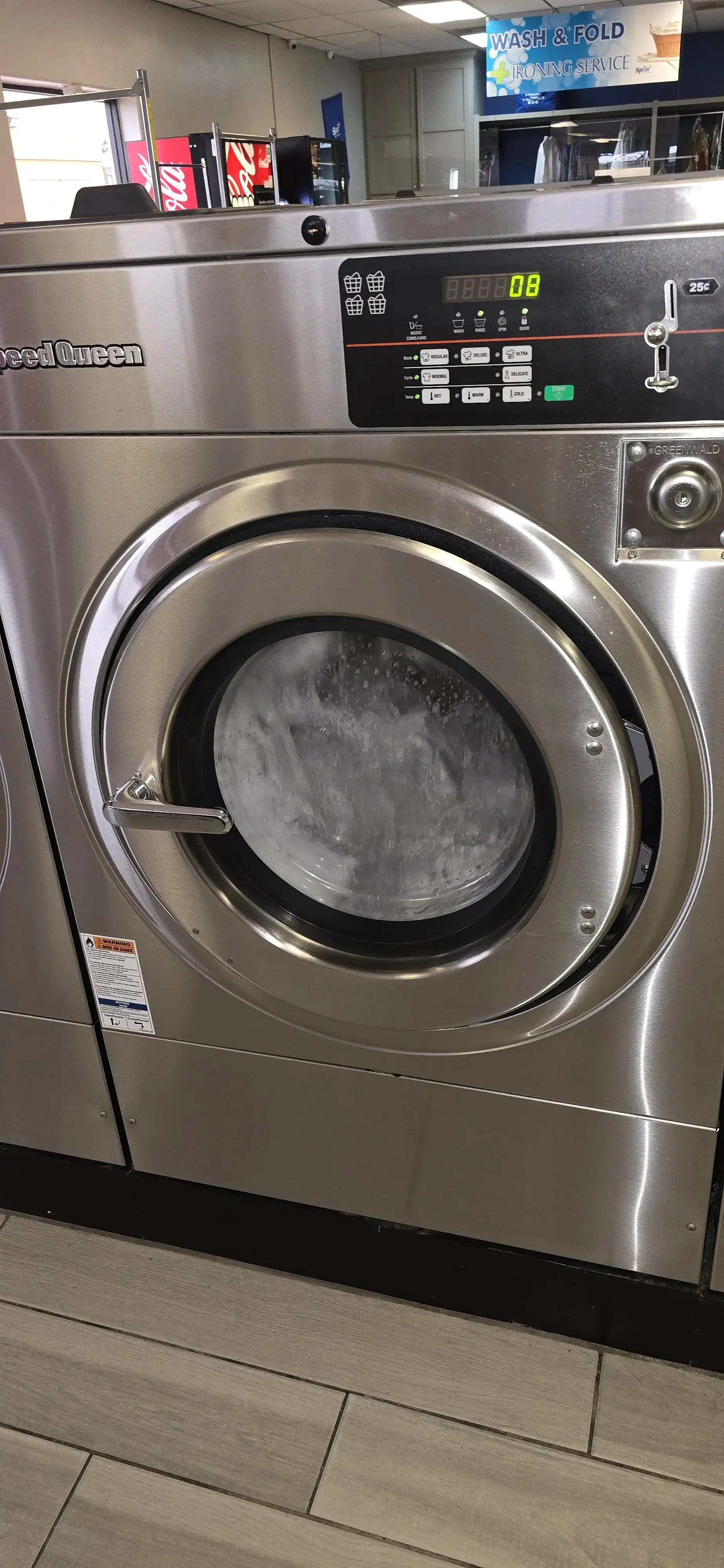 Spin Plus Laundromat thumbnail 4