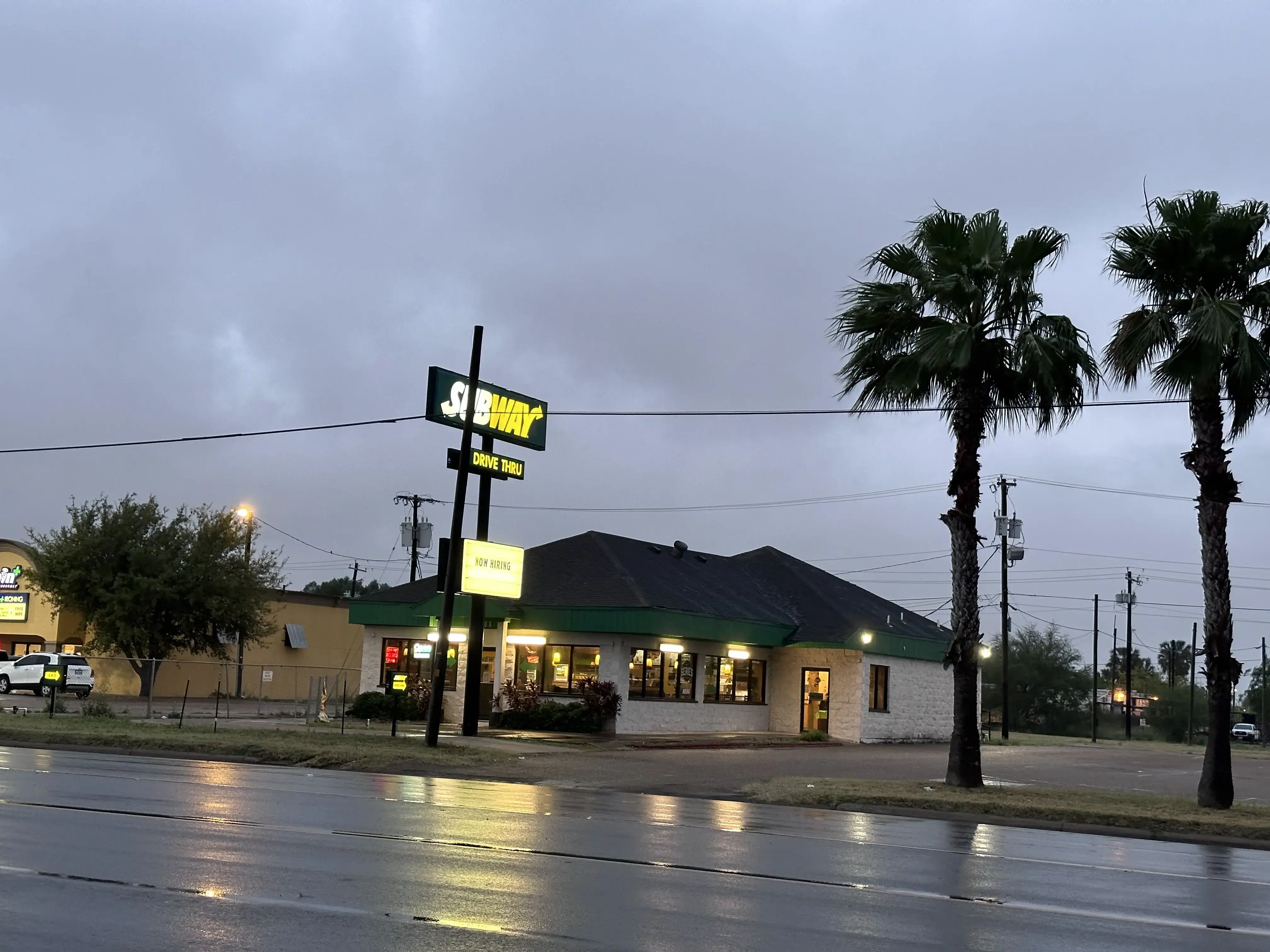 Spin Plus Laundromat thumbnail 10