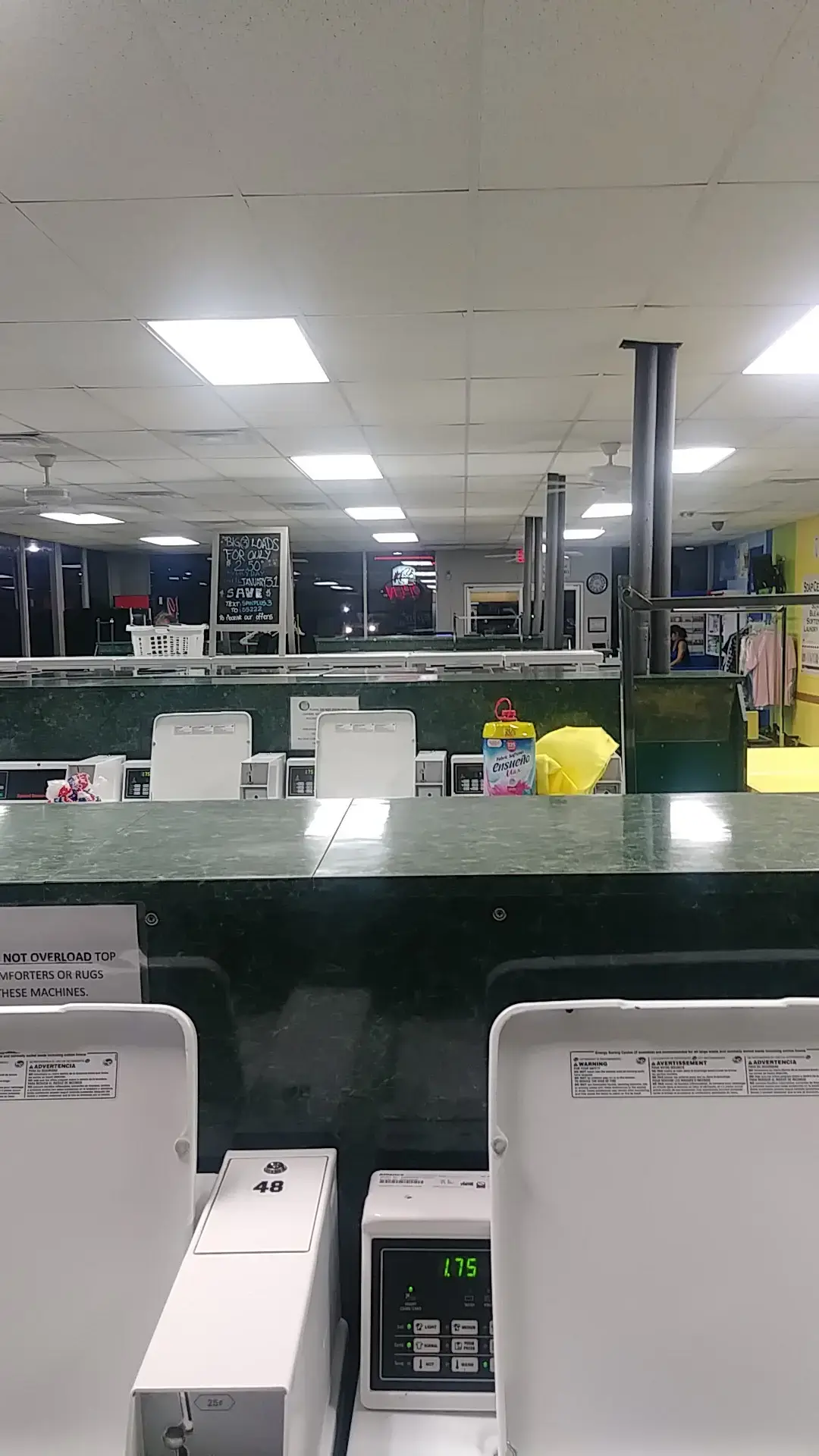Spin Plus Laundromat - Image 11