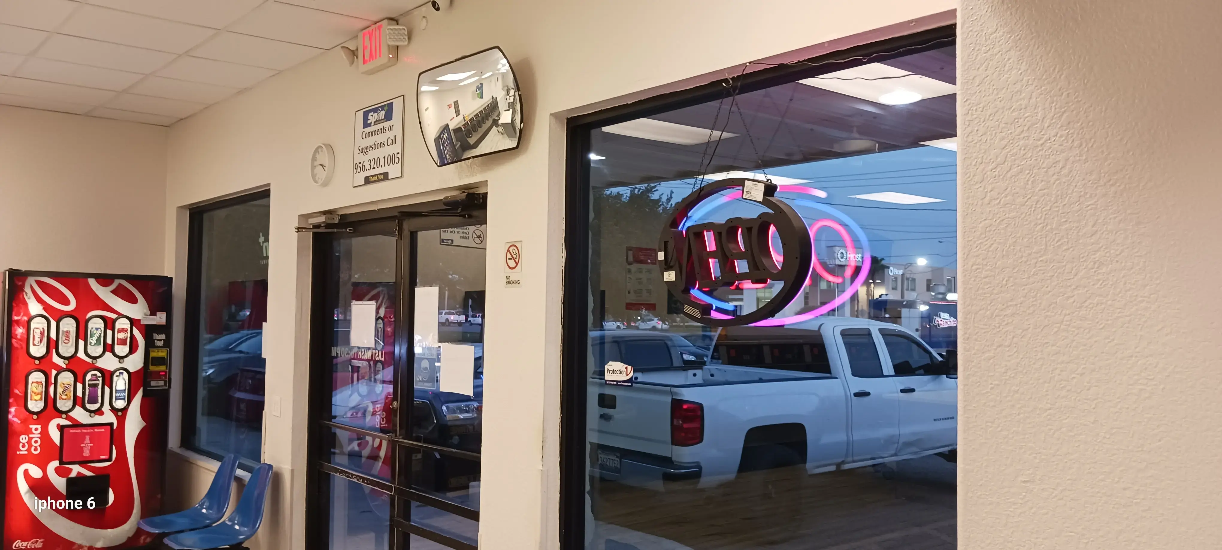 Spin Plus Laundromat thumbnail 9