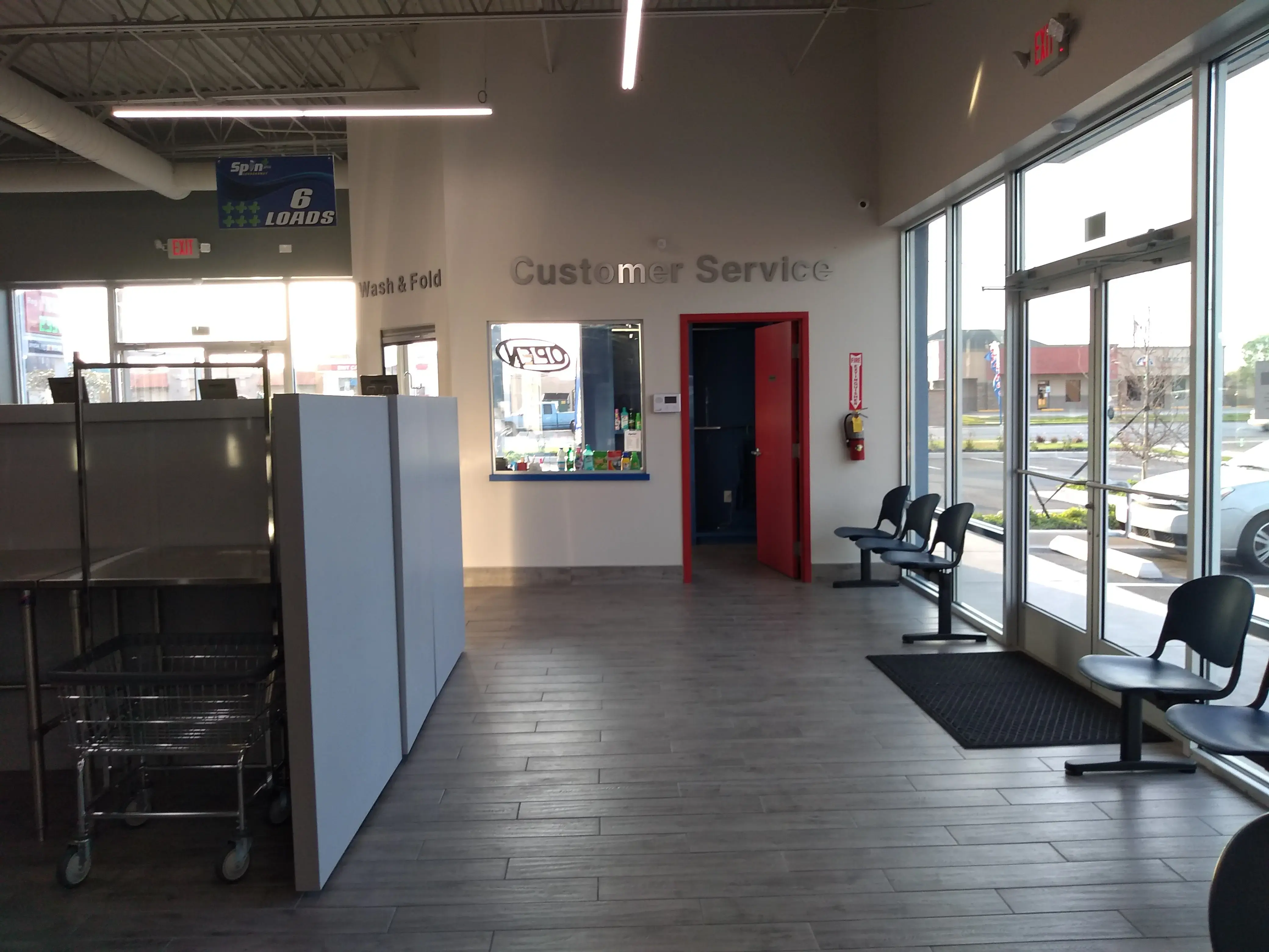 Spin Plus Laundromat thumbnail 14