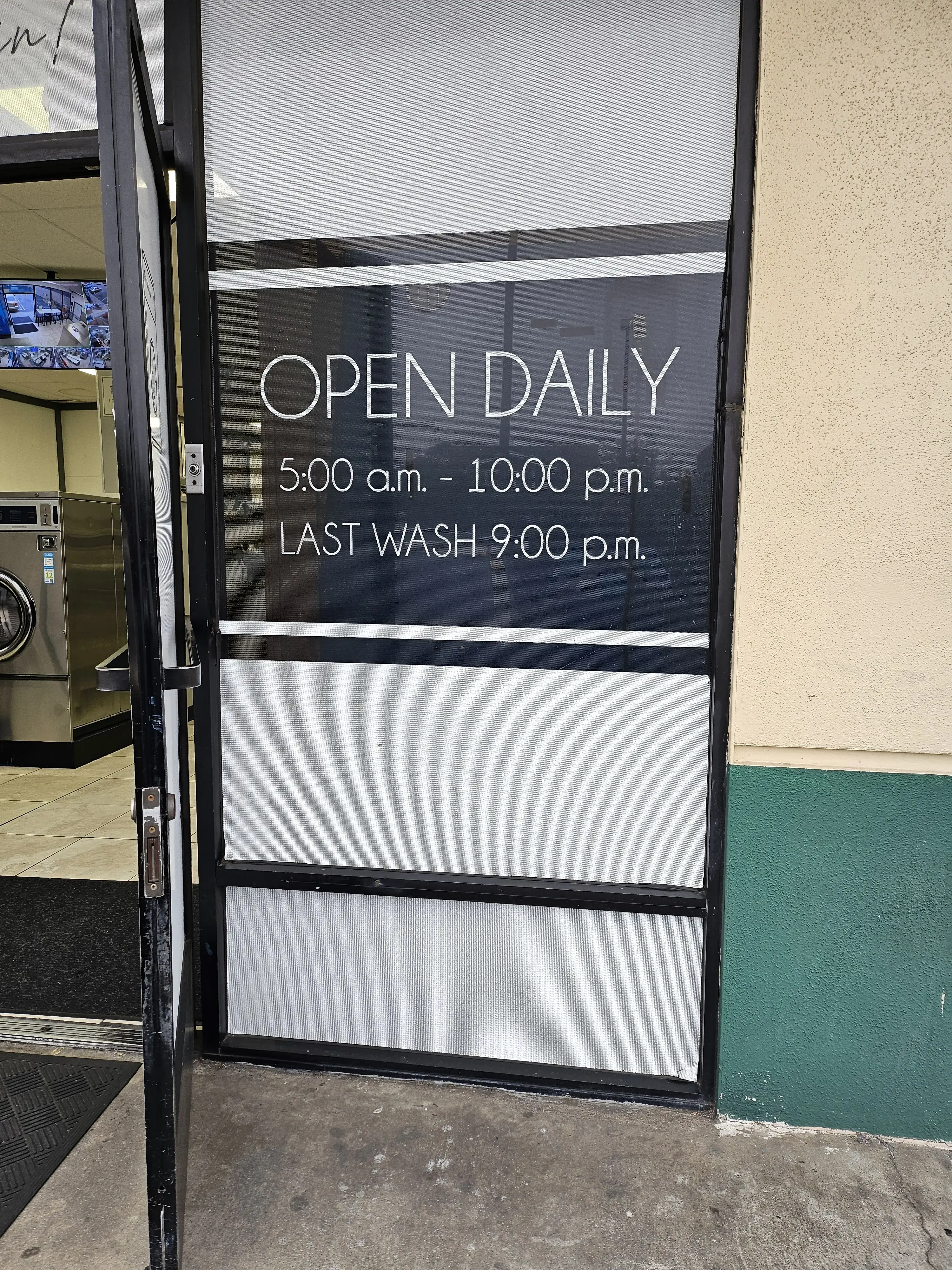 Spin Spot Laundry - Image 12