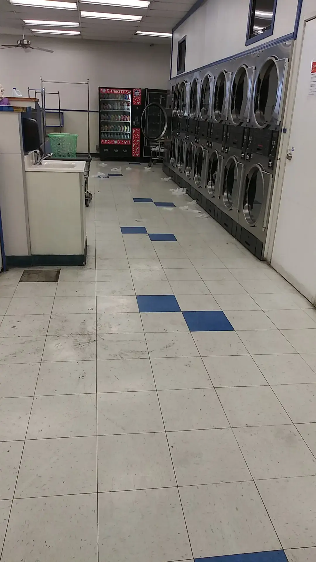 Spin & Tumble Laundry thumbnail 18