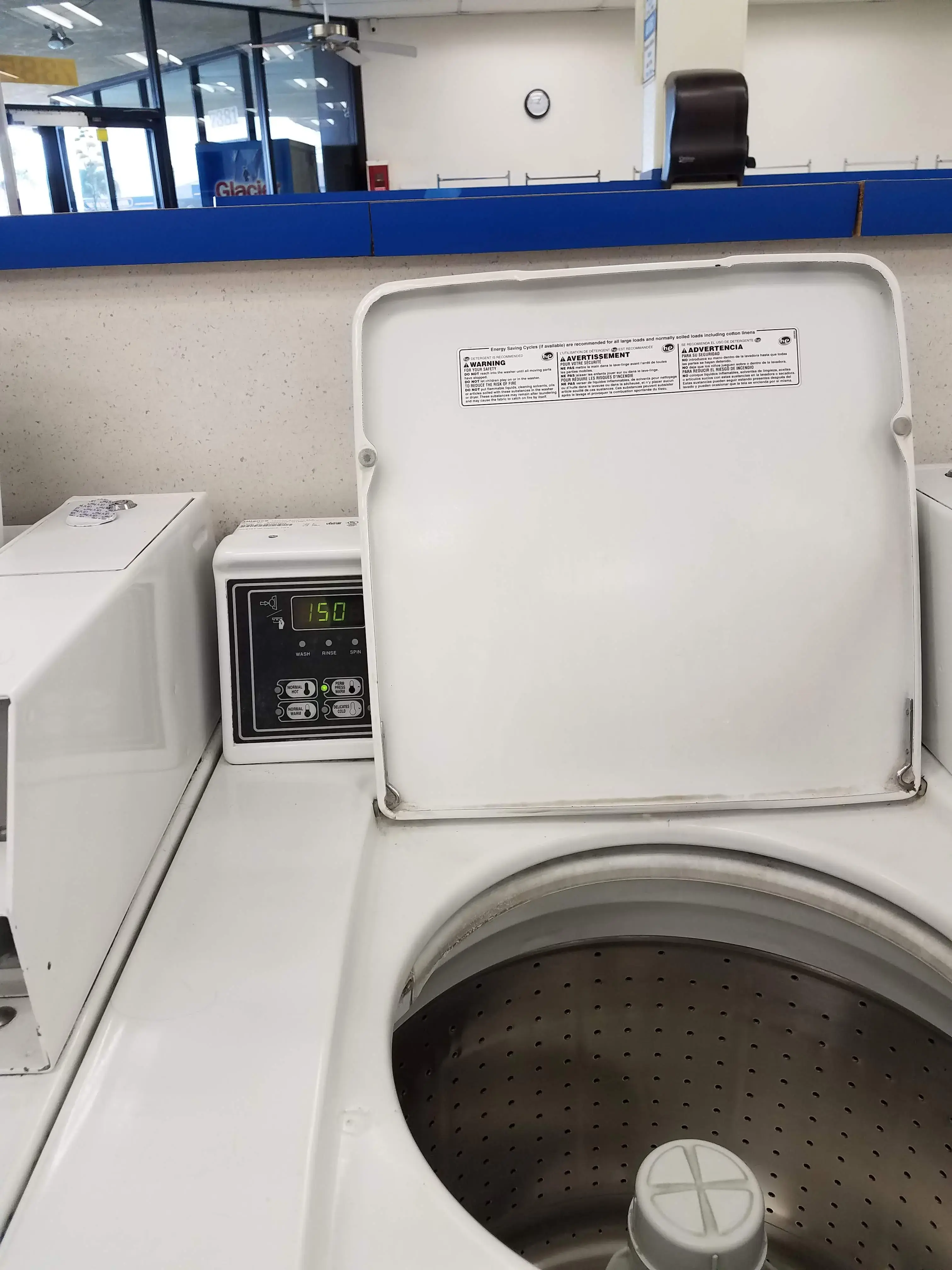 Spin & Tumble Laundry - Image 4