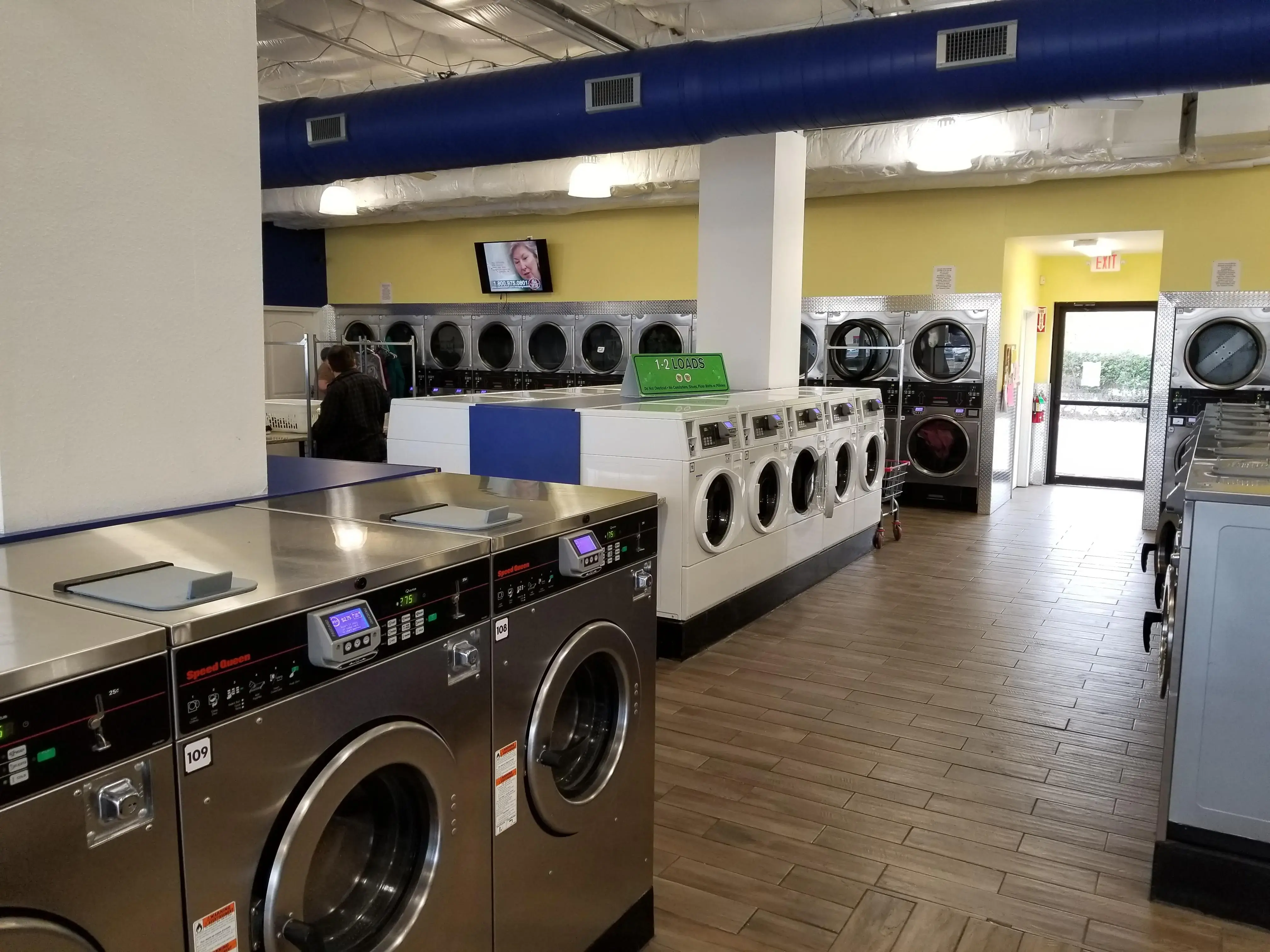 Spincity Washateria - Image 18