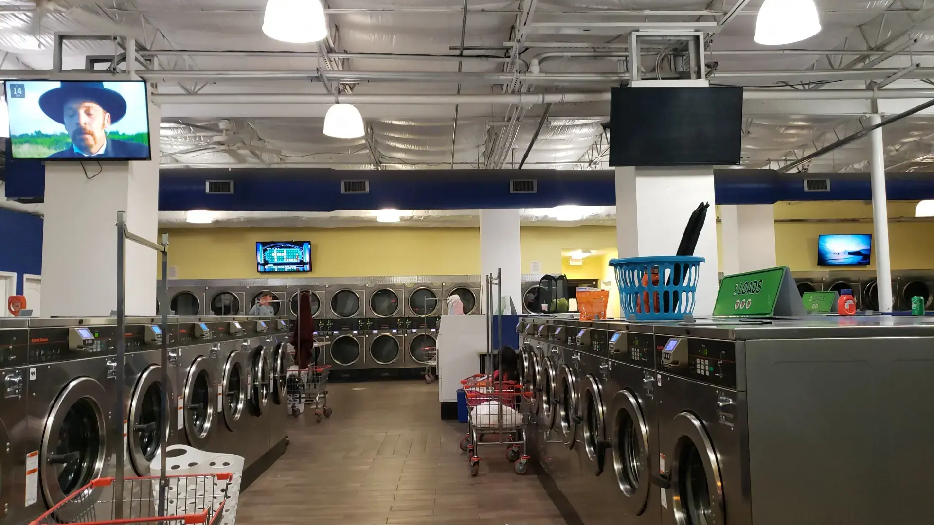 Spincity Washateria - Image 2