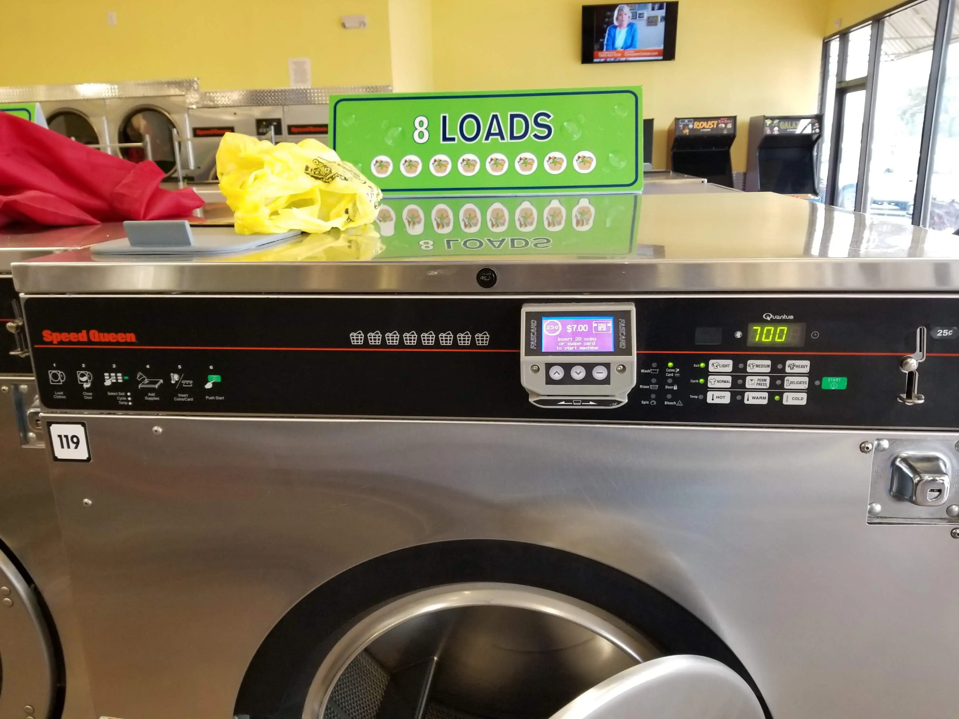 Spincity Washateria - Image 17