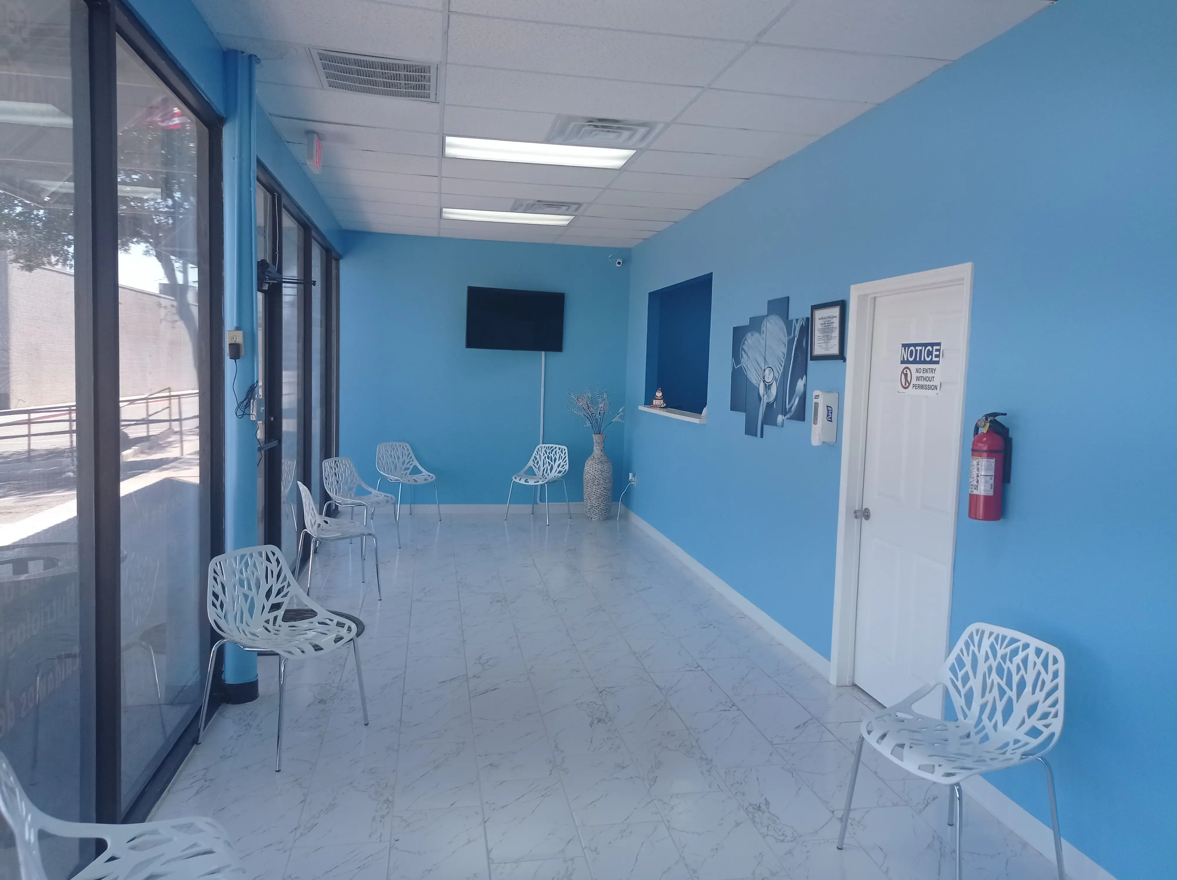 Spincity Washateria - Image 14