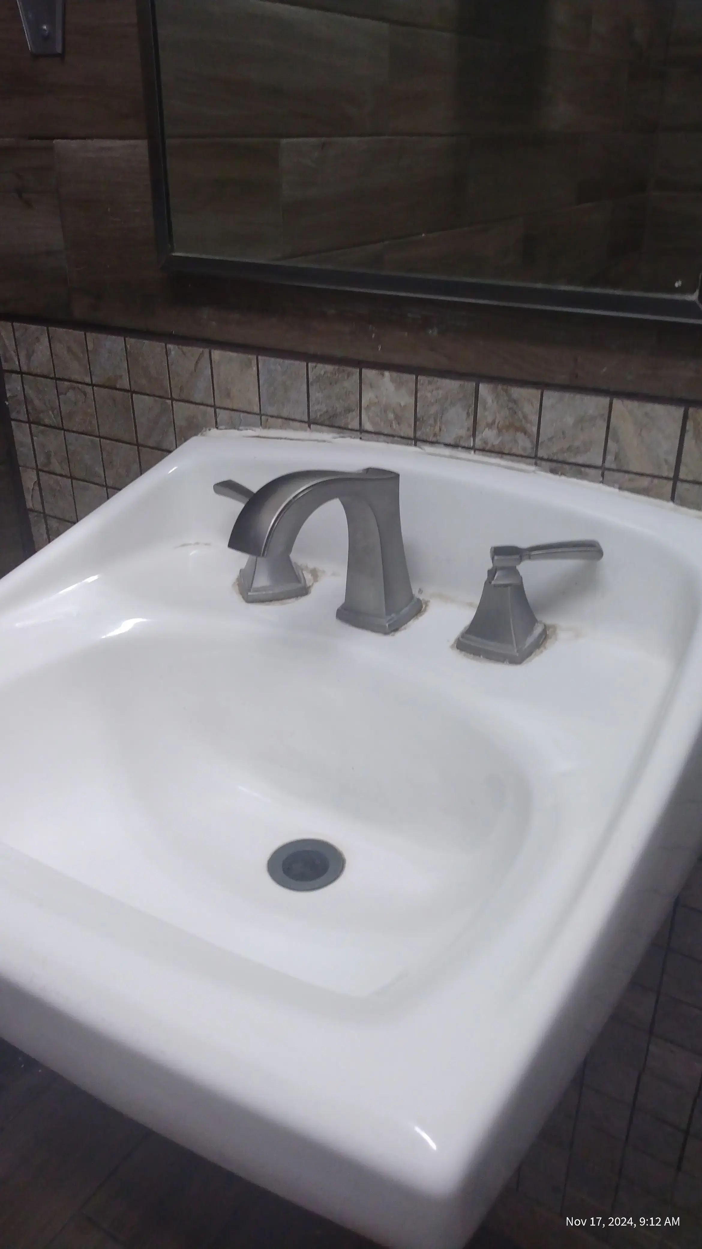Spincity Washateria - Image 10