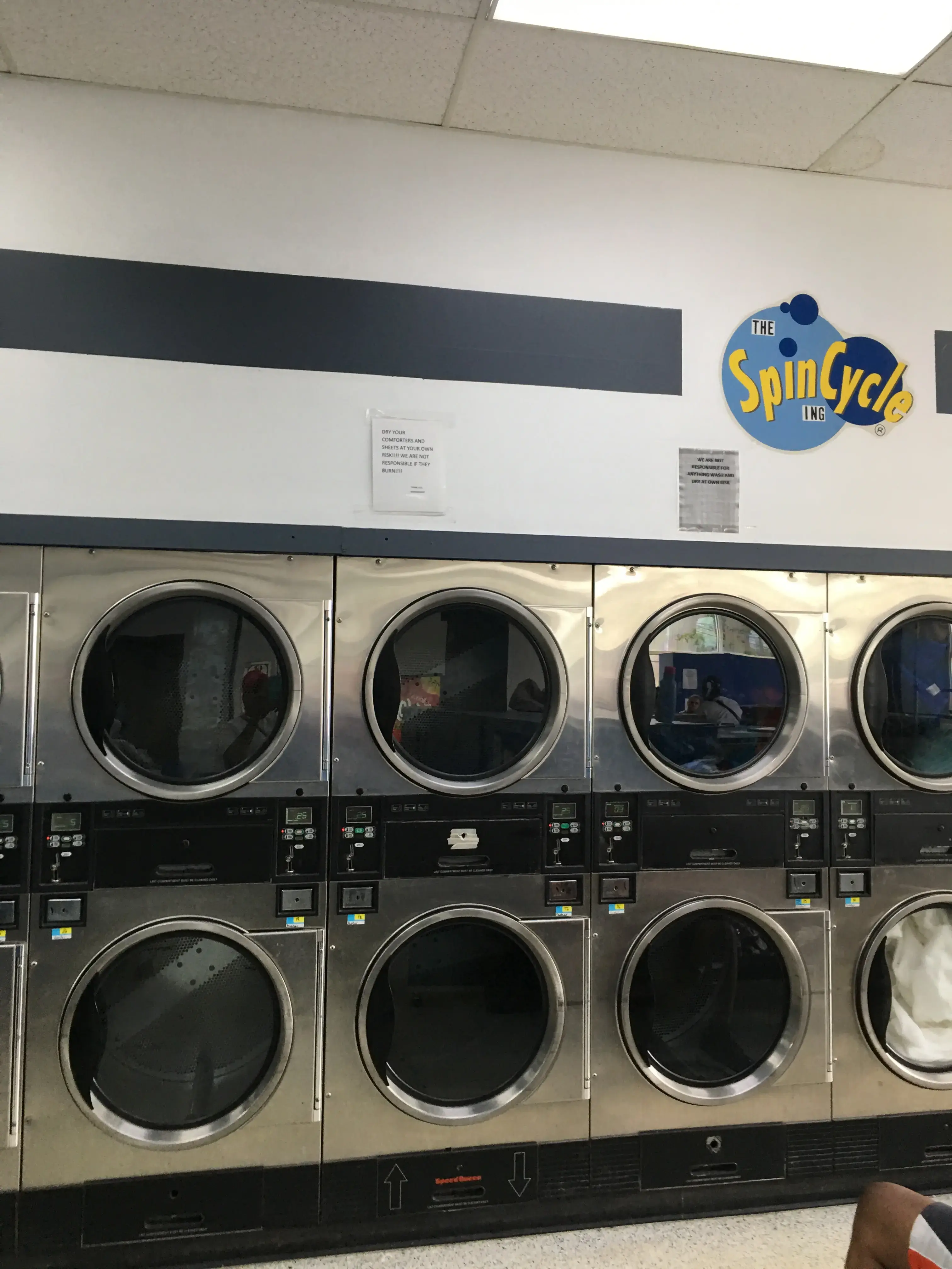 Spincycle Coin Laundry thumbnail 3