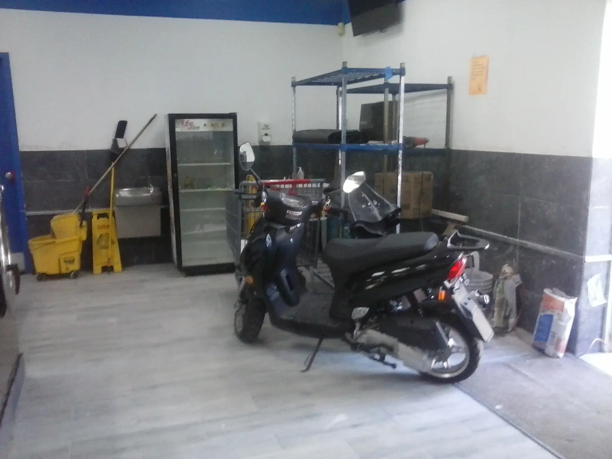 Spincycle Coin Laundry - Image 2