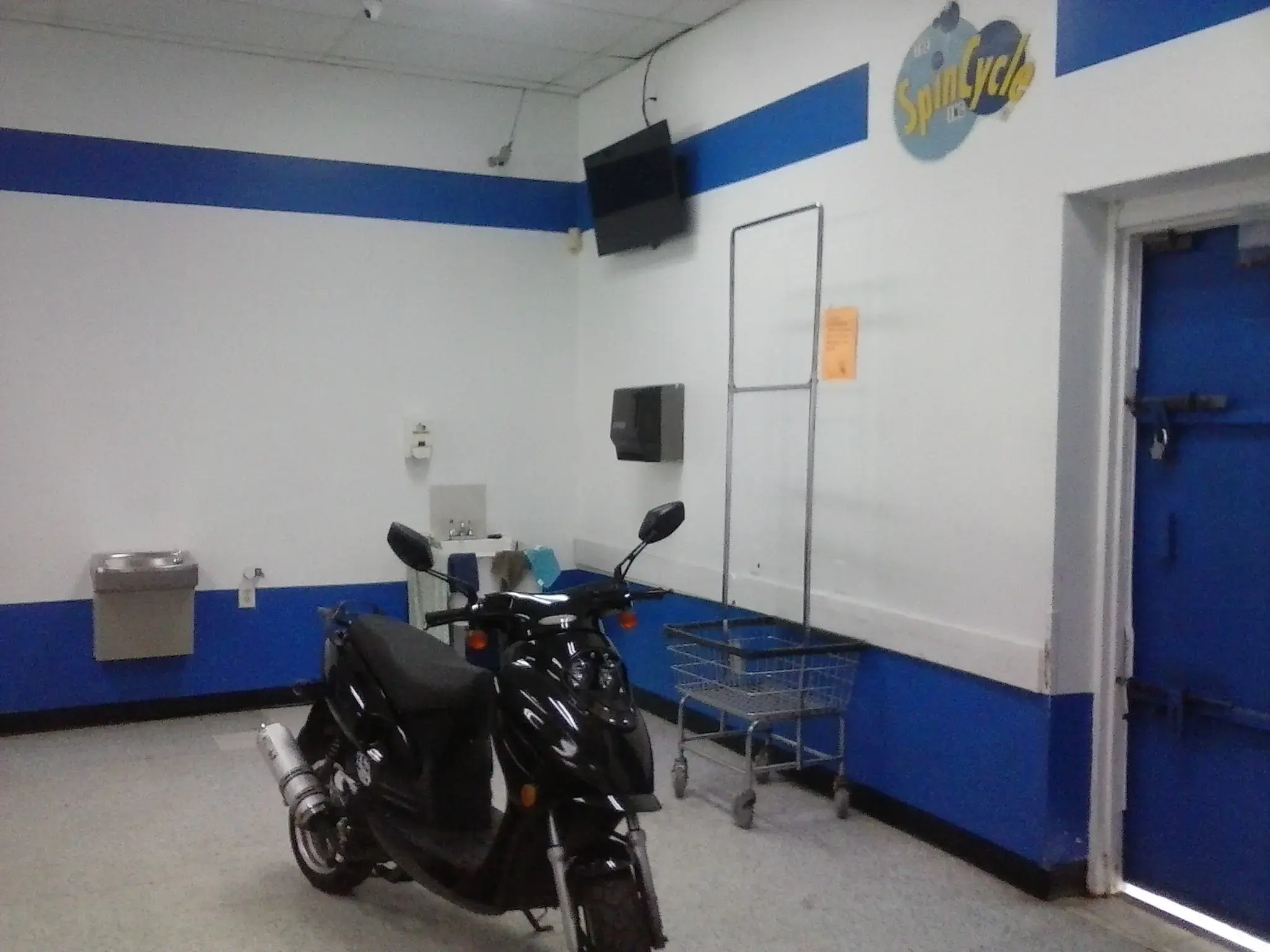 Spincycle Coin Laundry thumbnail 10
