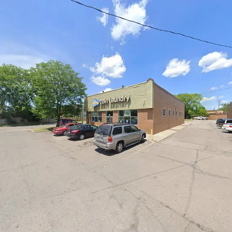 Spincycle Coin Laundry - Image 13