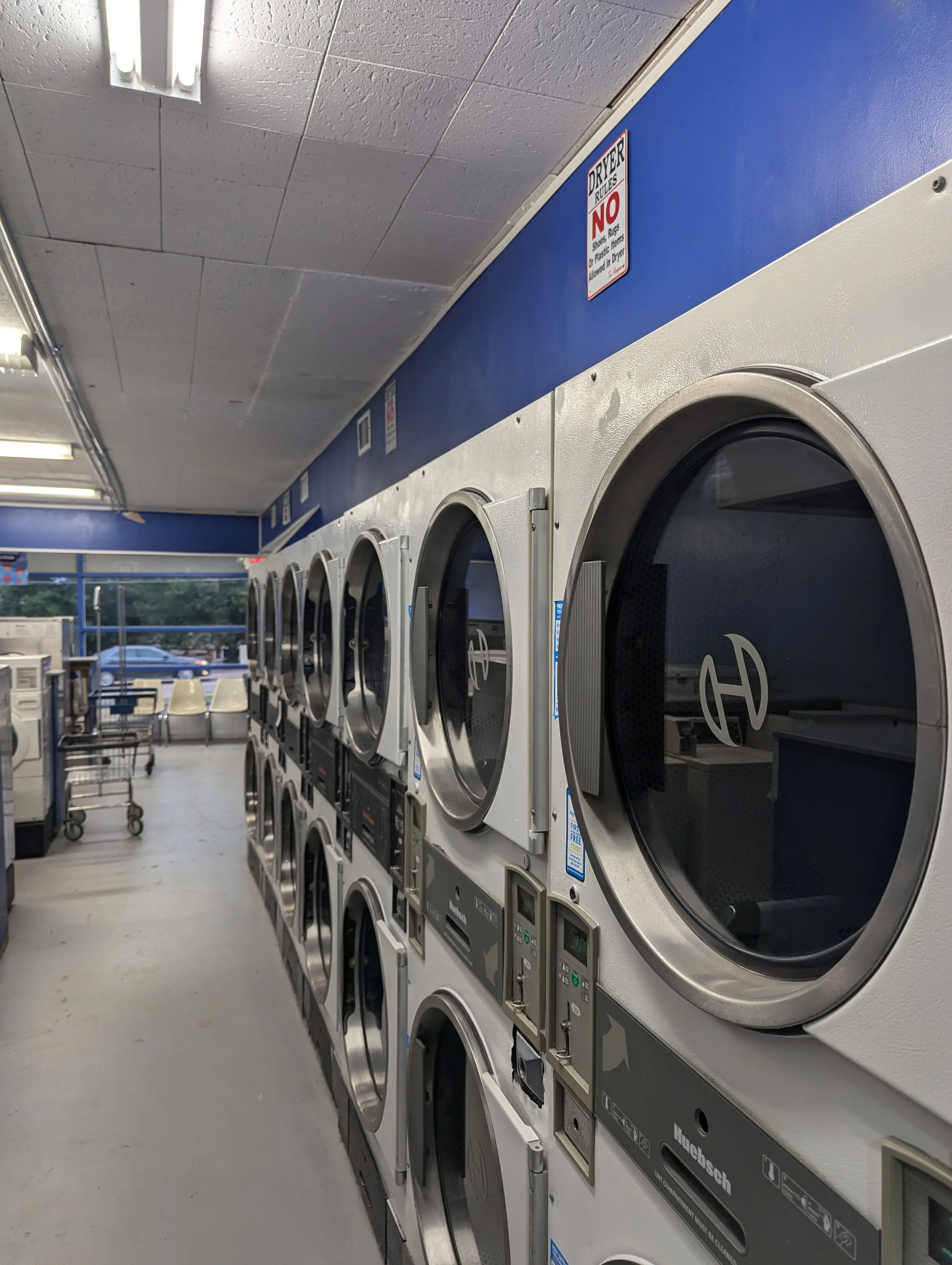 SpinCycle Express Laundry - Image 4