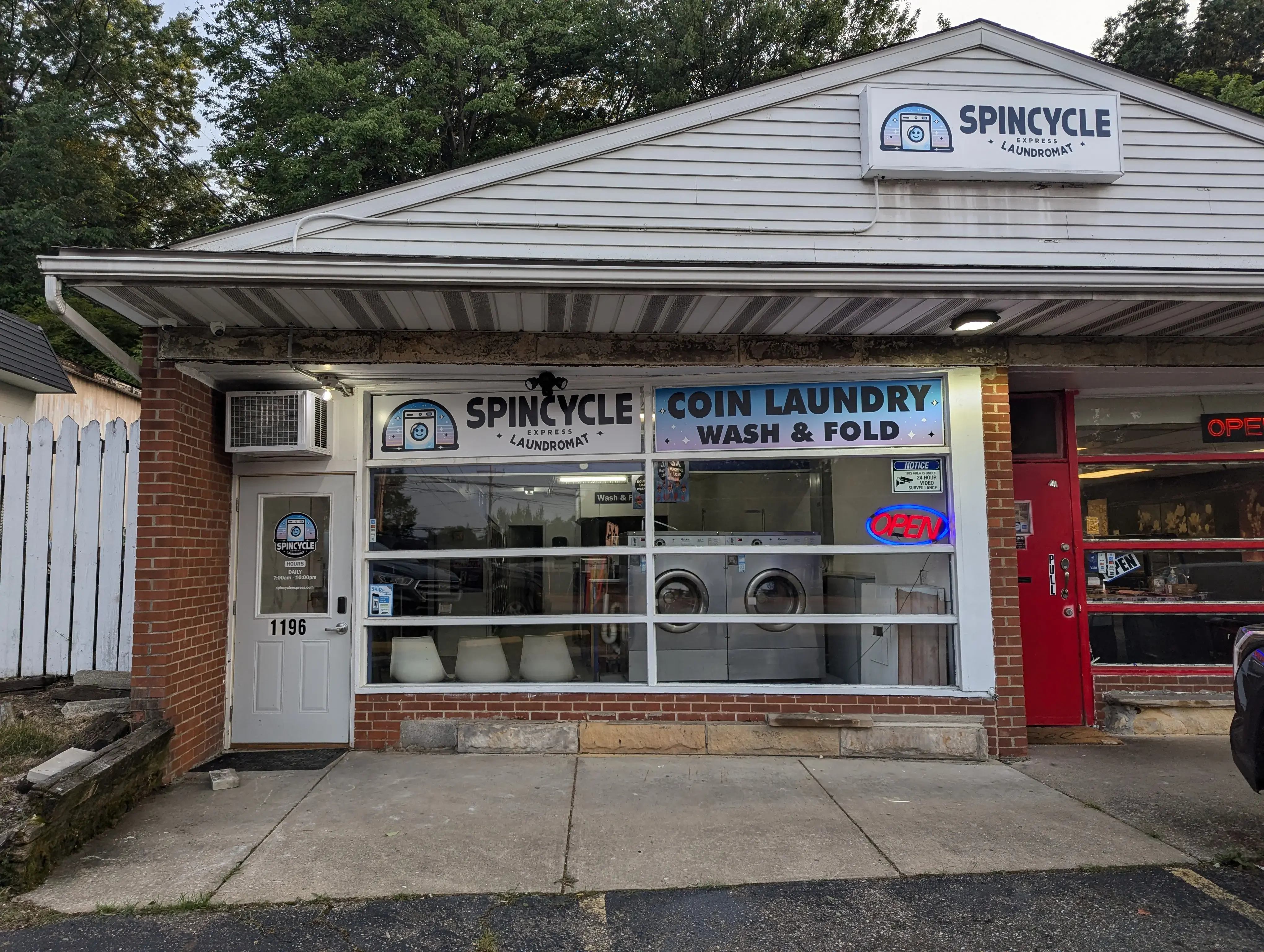 SpinCycle Express Laundry - Image 3