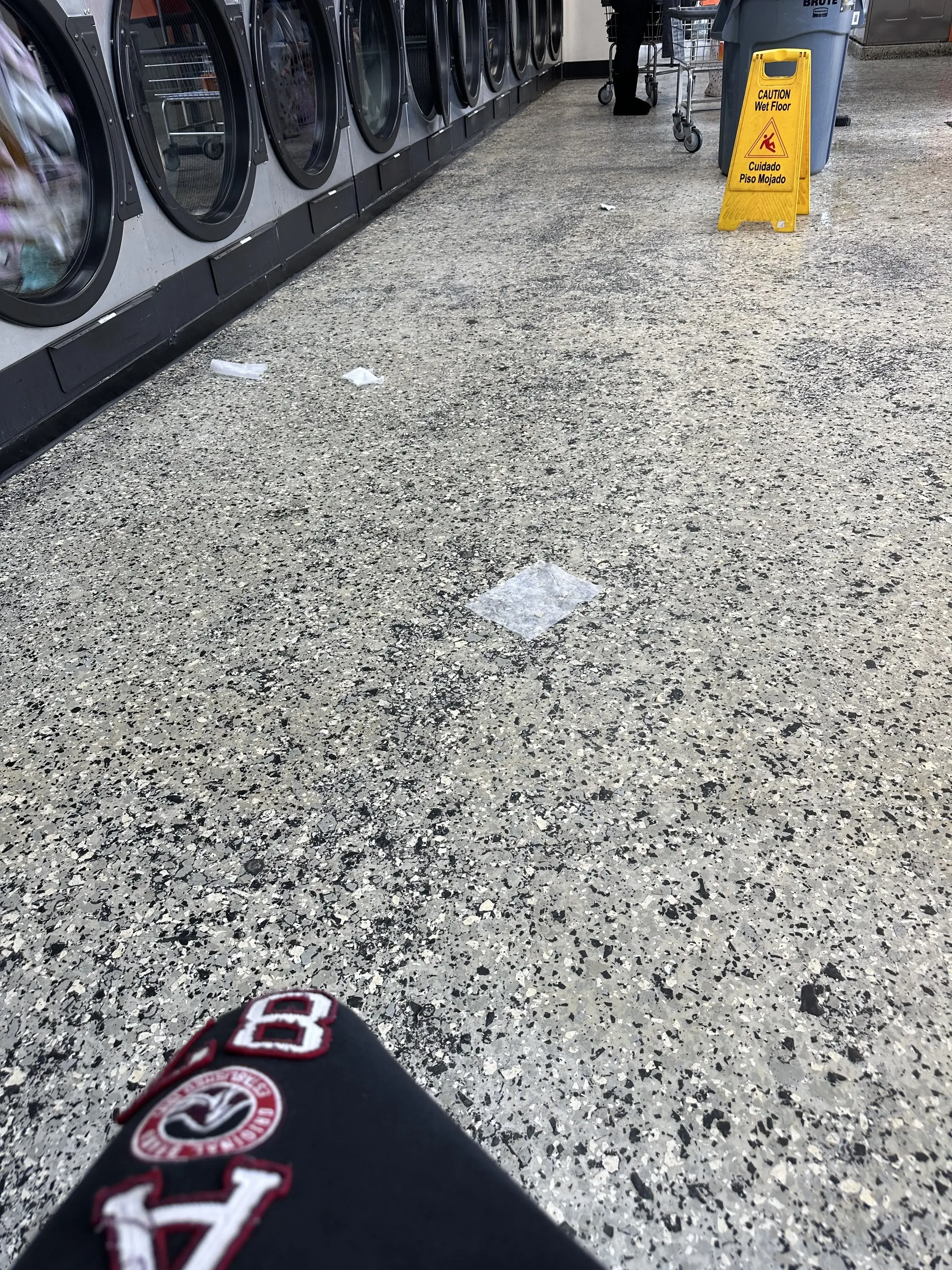 SpinCycle Laundromat - Image 10