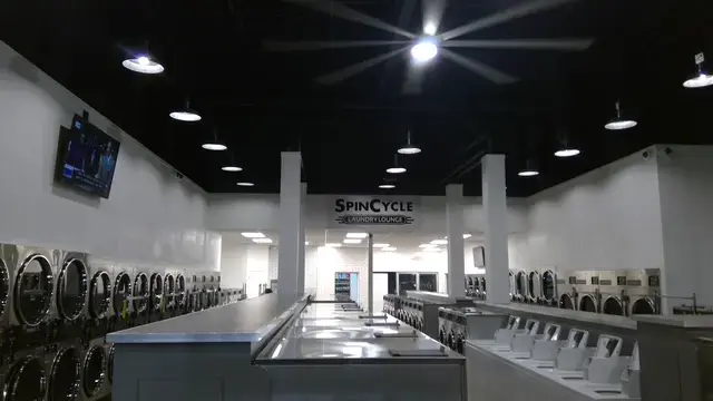 SpinCycle Laundry Lounge thumbnail 4