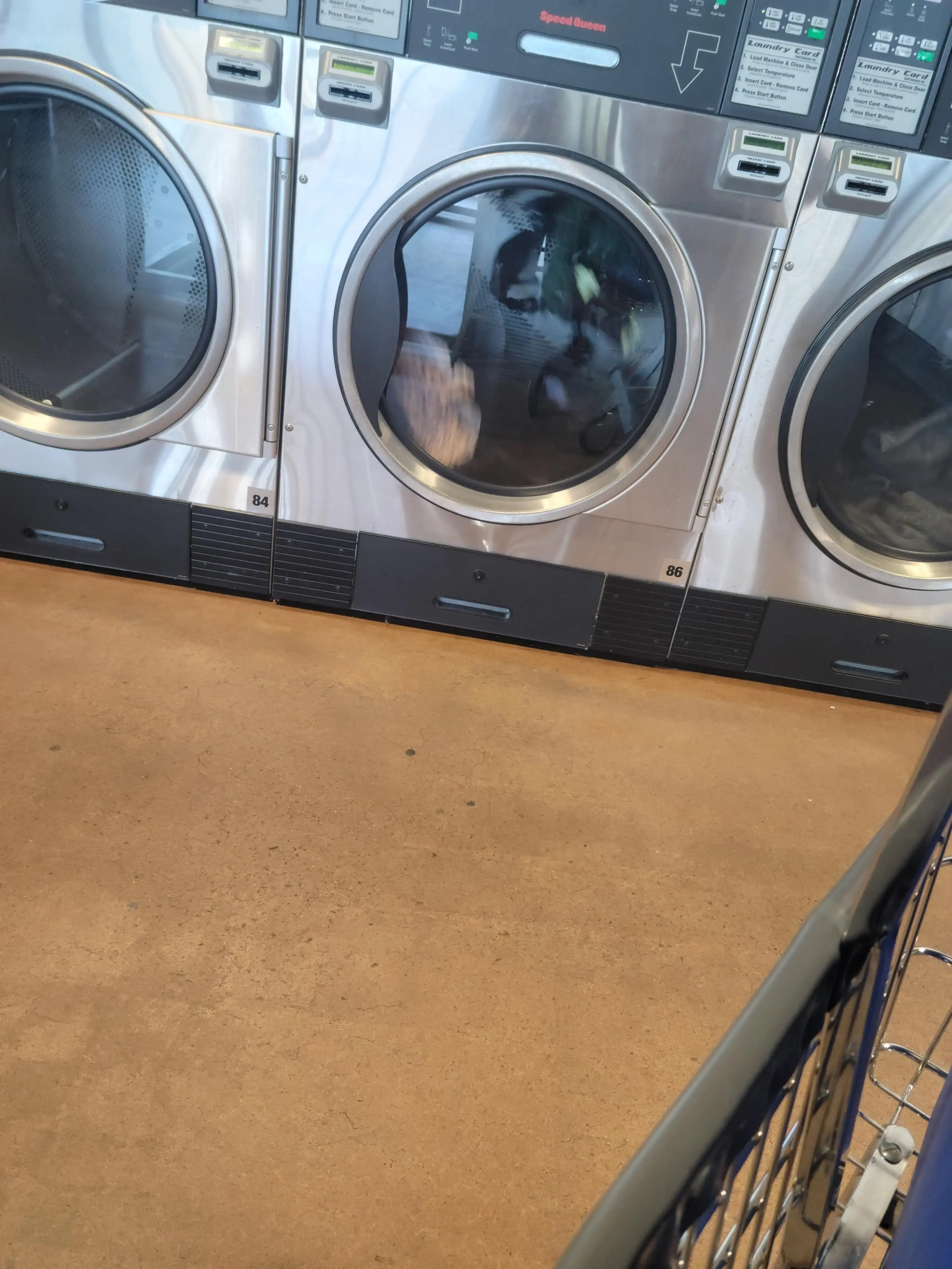 SpinCycle Laundry Lounge - Image 27