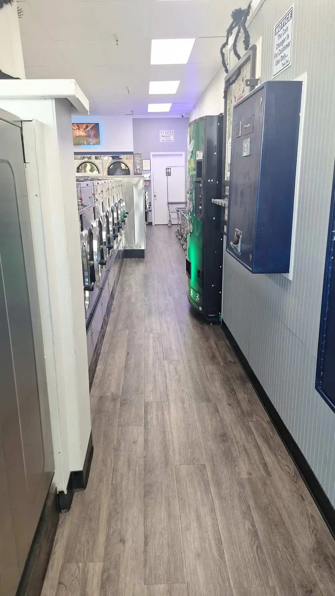 SpinMAX Laundromat thumbnail 5