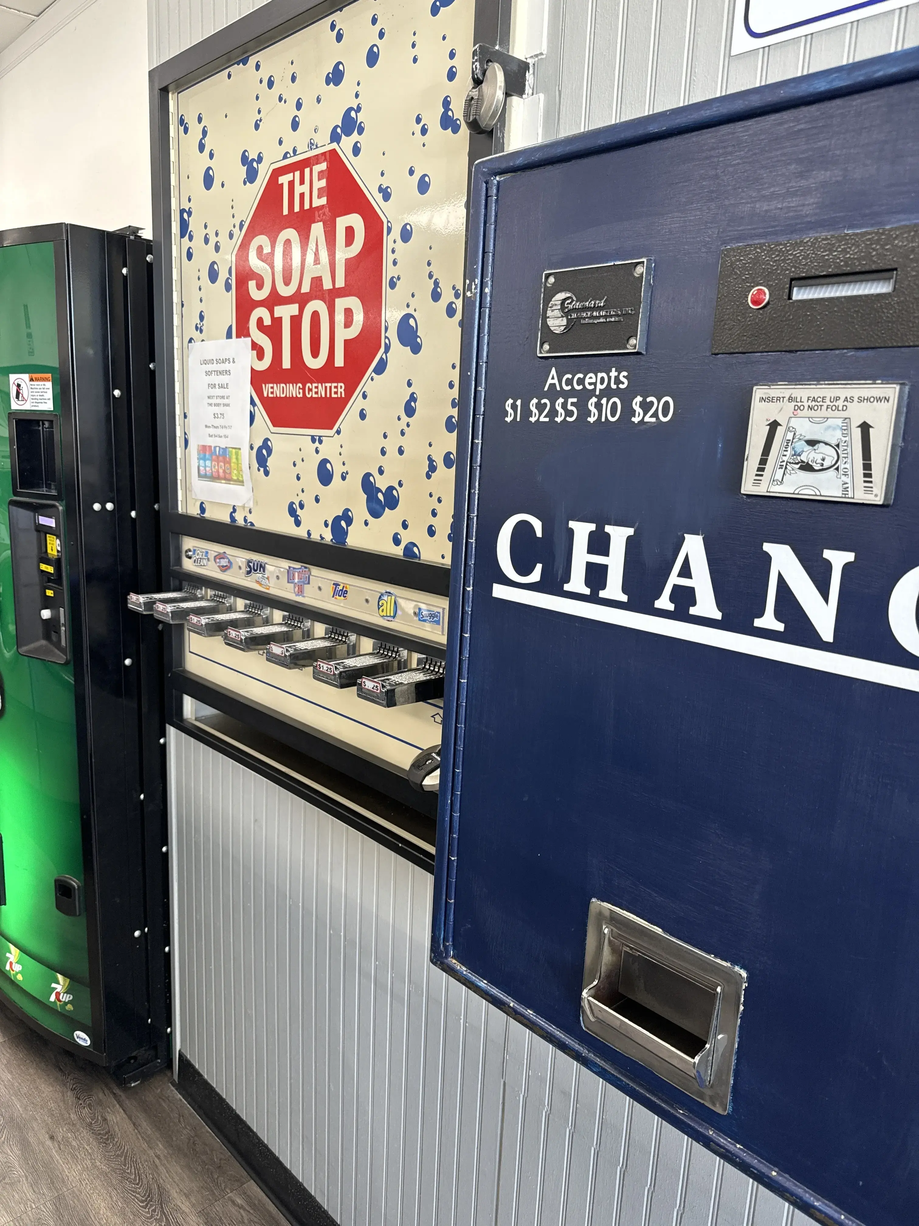 SpinMAX Laundromat - Image 7
