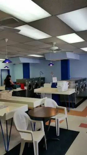 Spinners Coin Laundry thumbnail 11
