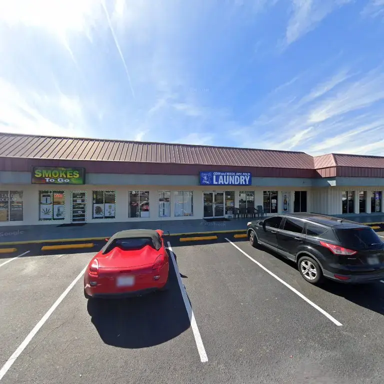 Spinners Coin Laundry - Image 19
