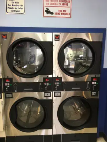 Spinners Coin Laundry thumbnail 9
