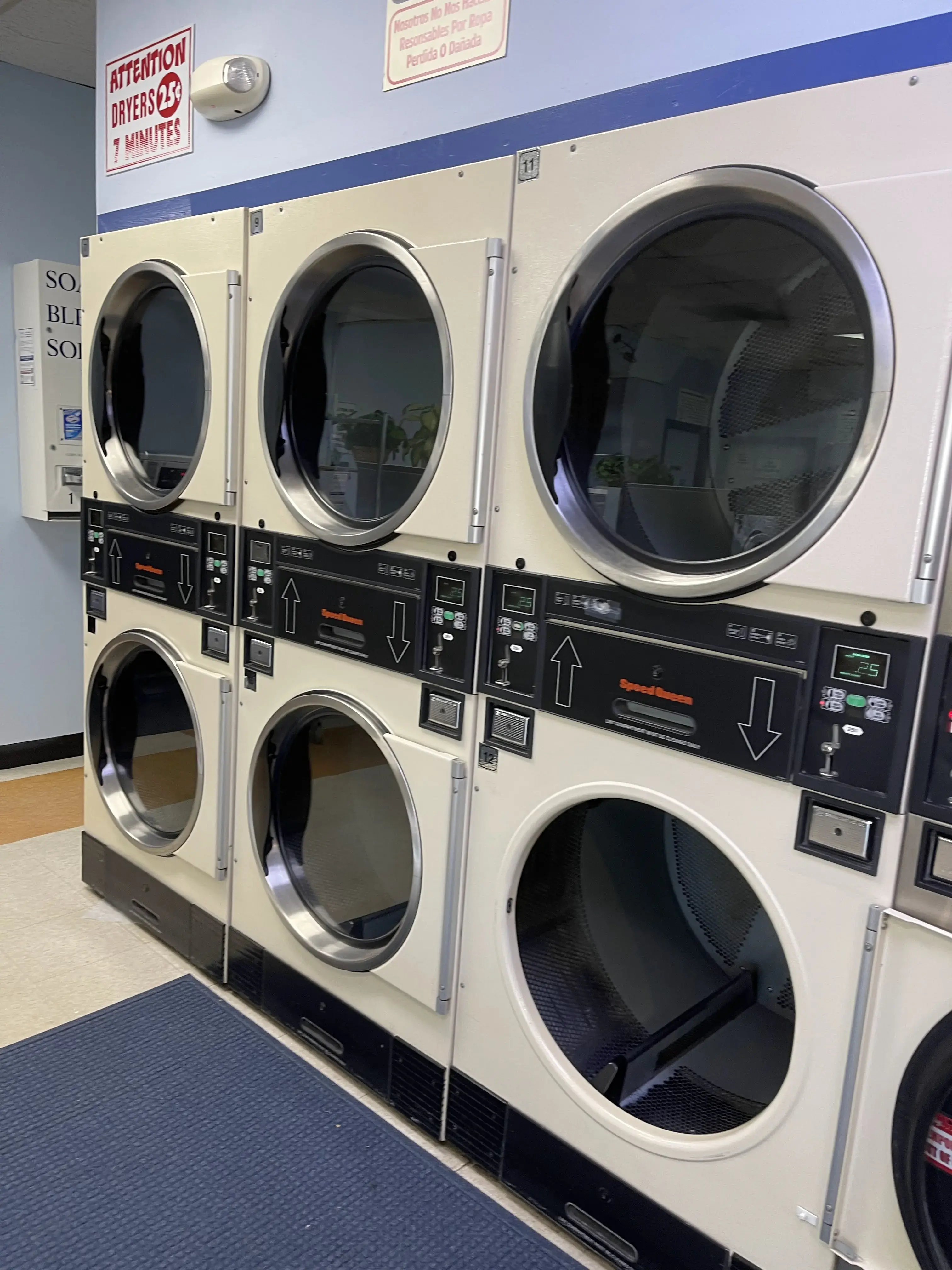 Spinners Coin Laundry thumbnail 13