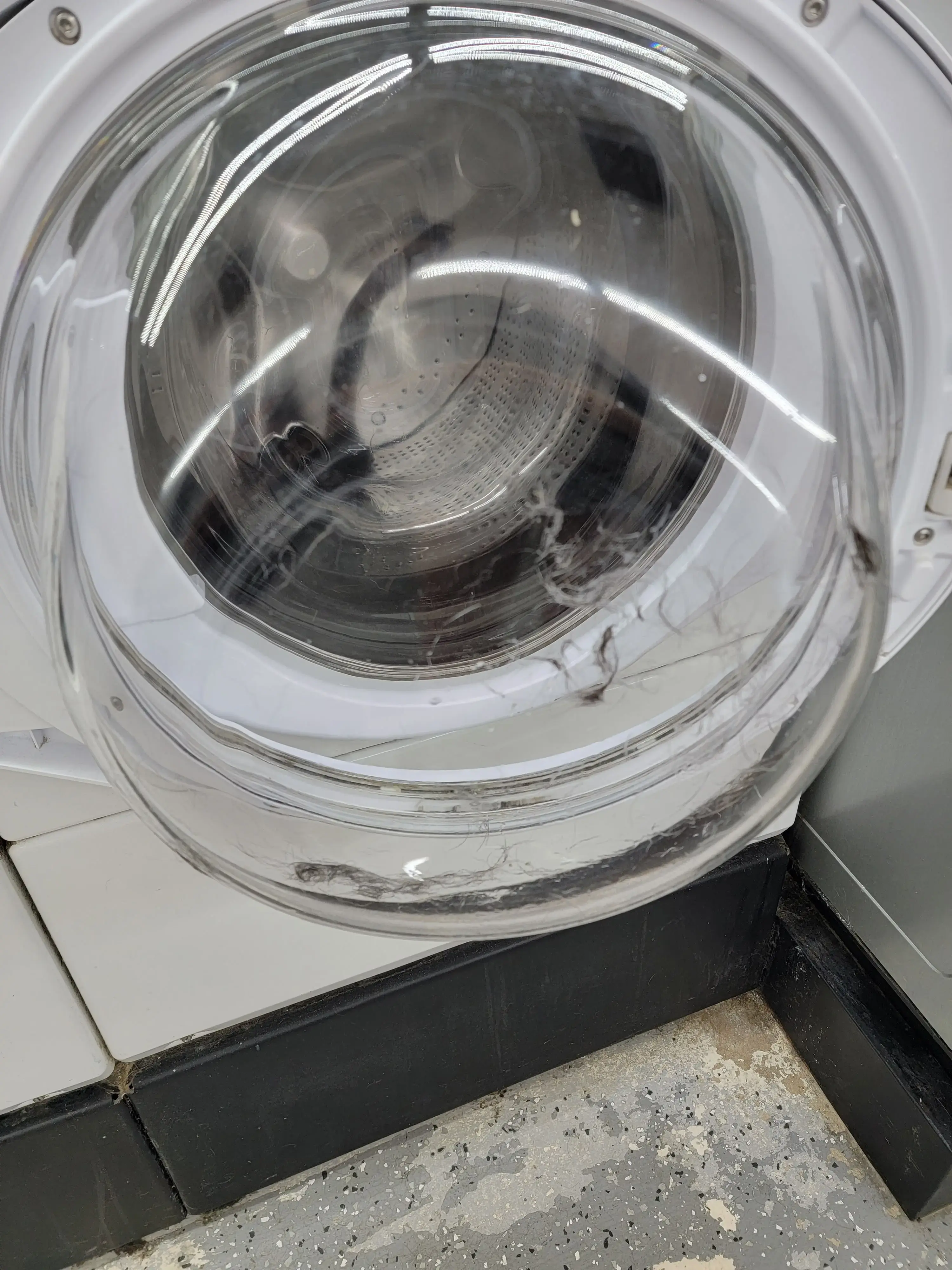 Spinnerz Laundromat - Image 2