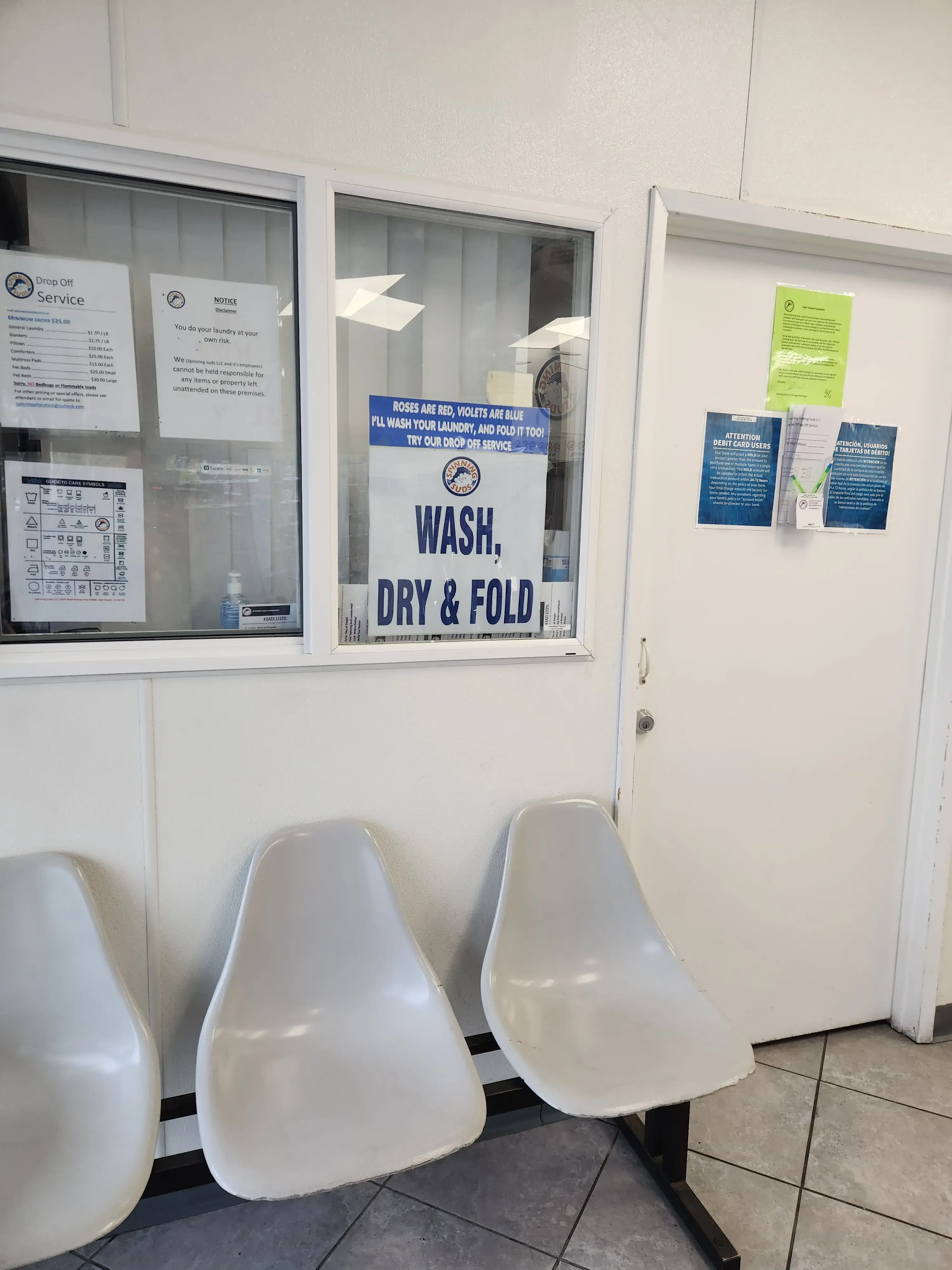 Spinning Suds Laundromat thumbnail 17