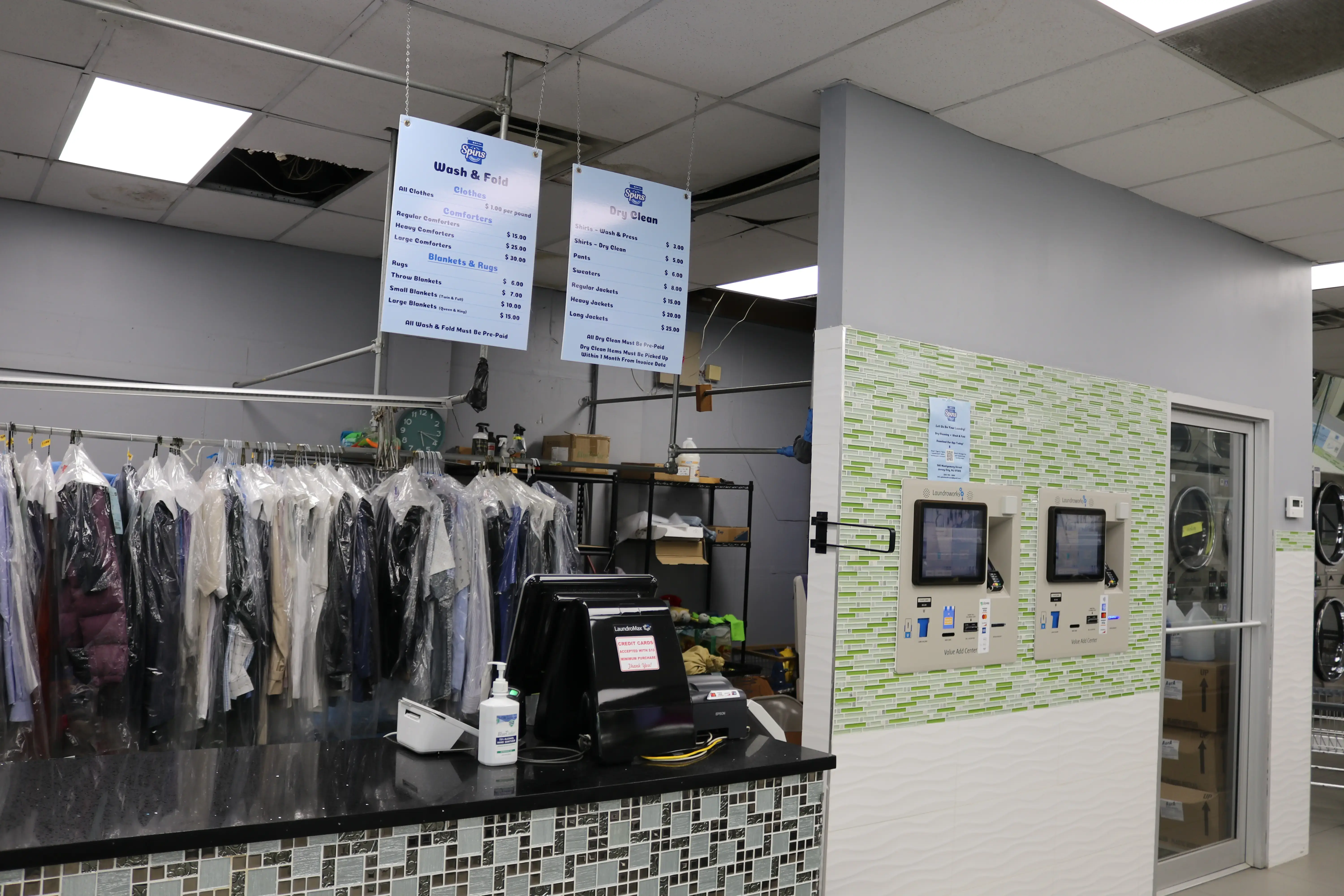 Spins Laundromat Jersey City thumbnail 3