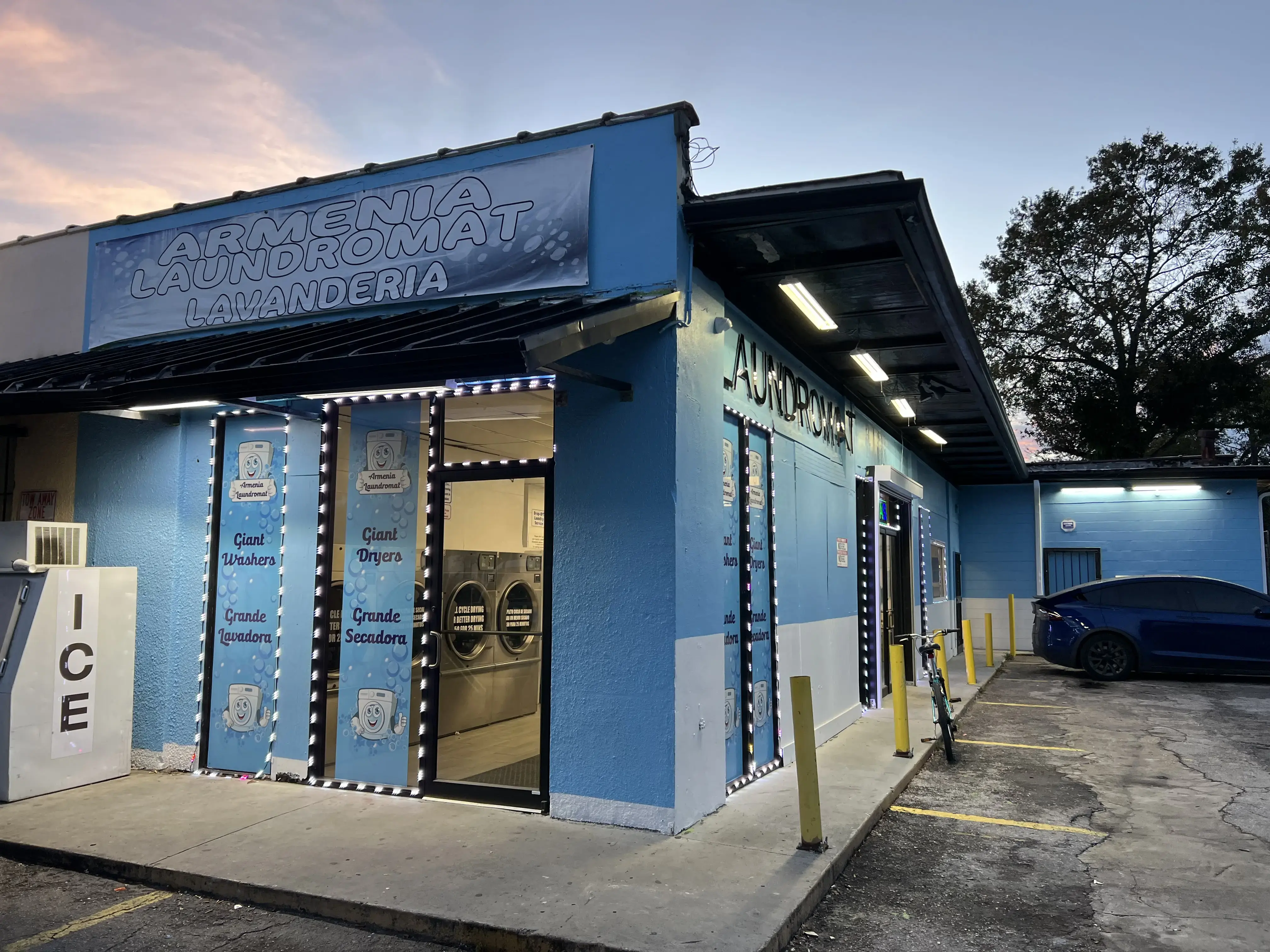 Spins Laundromat thumbnail 5