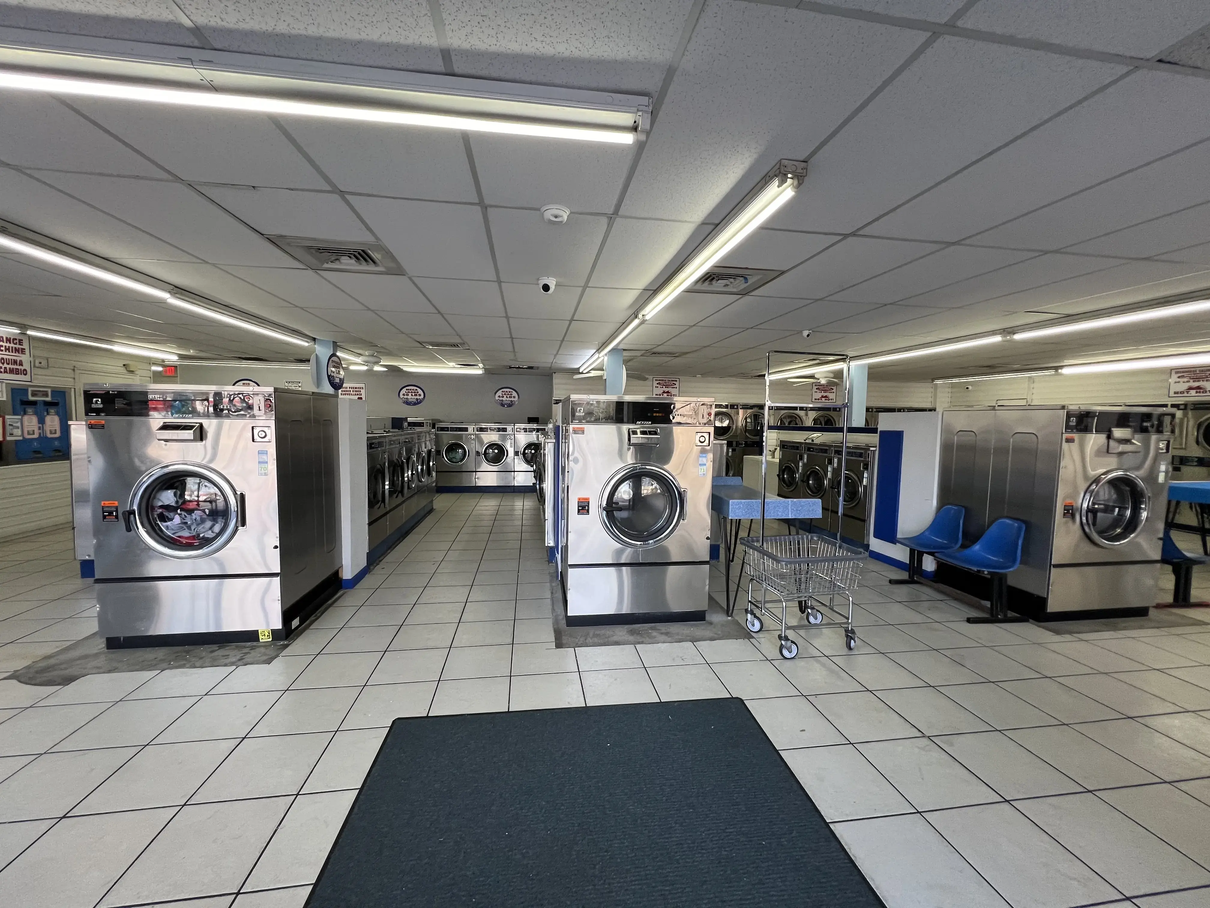 Spins Laundromat - Image 4