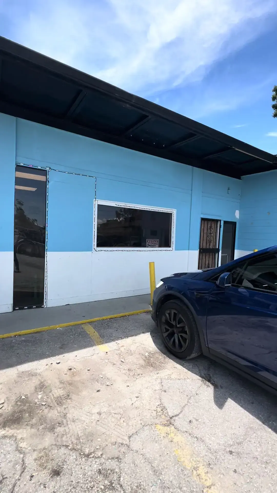 Spins Laundromat thumbnail 11