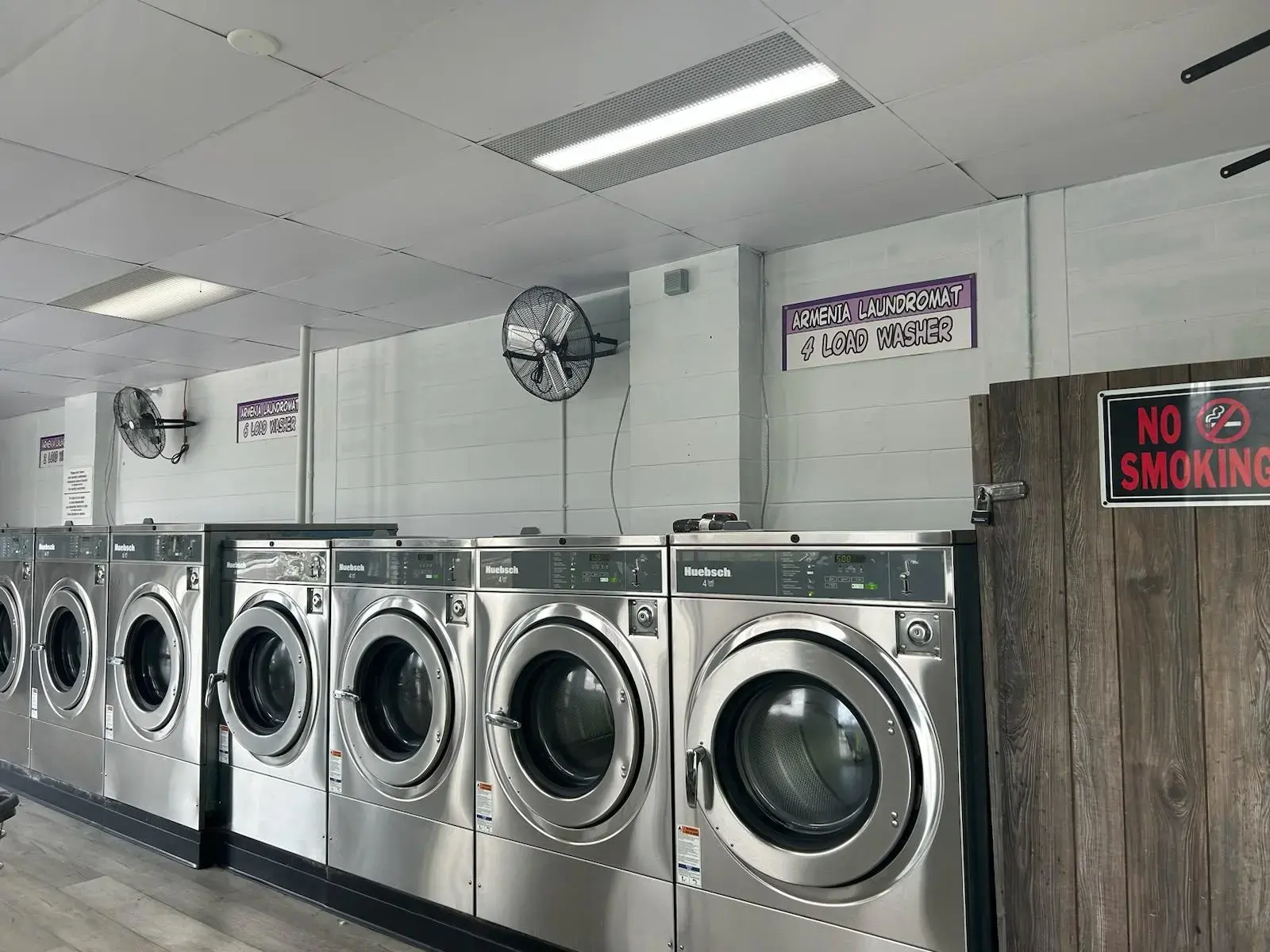 Spins Laundromat - Image 16