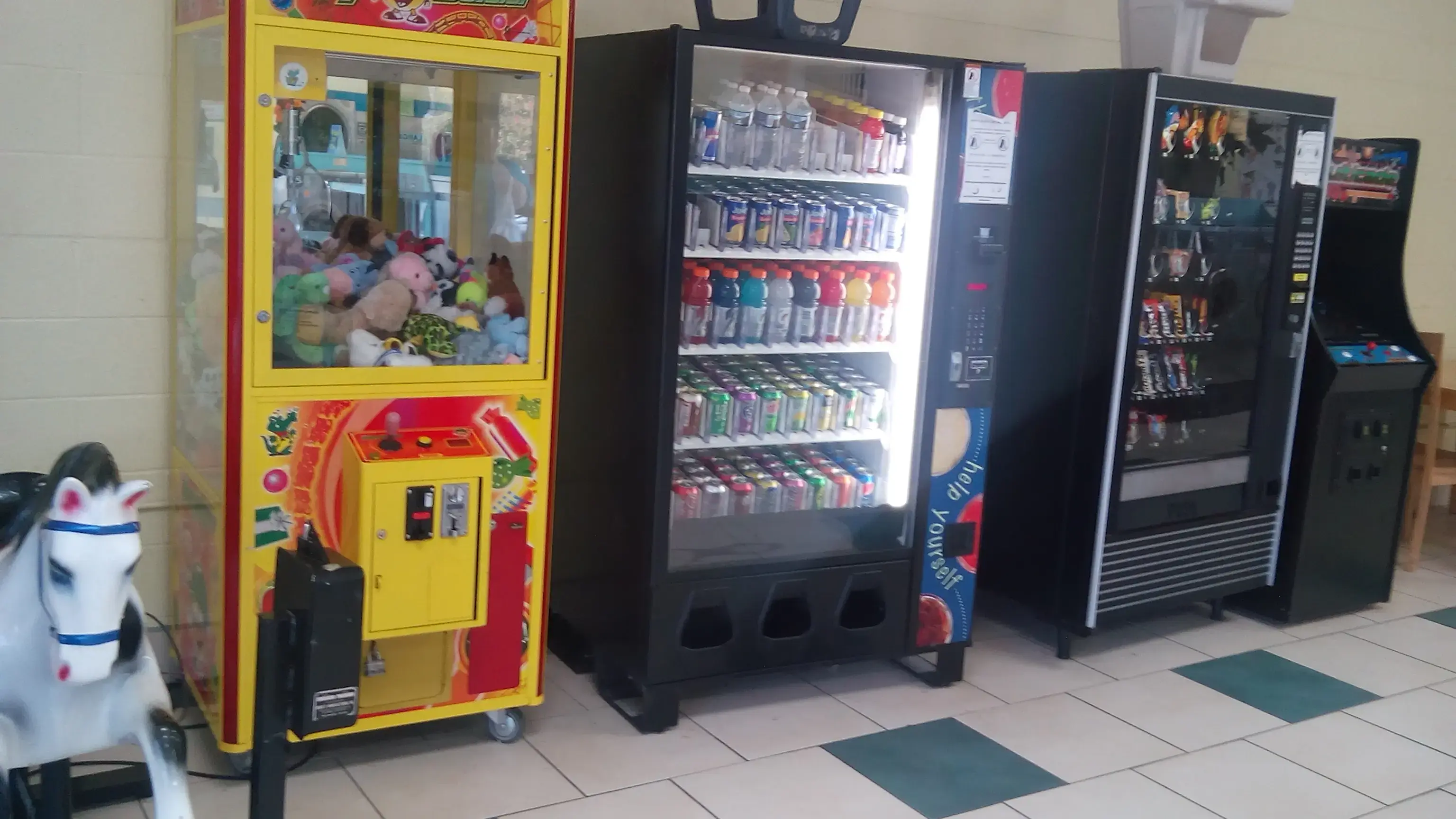 Spintastic Laundromat - Image 14