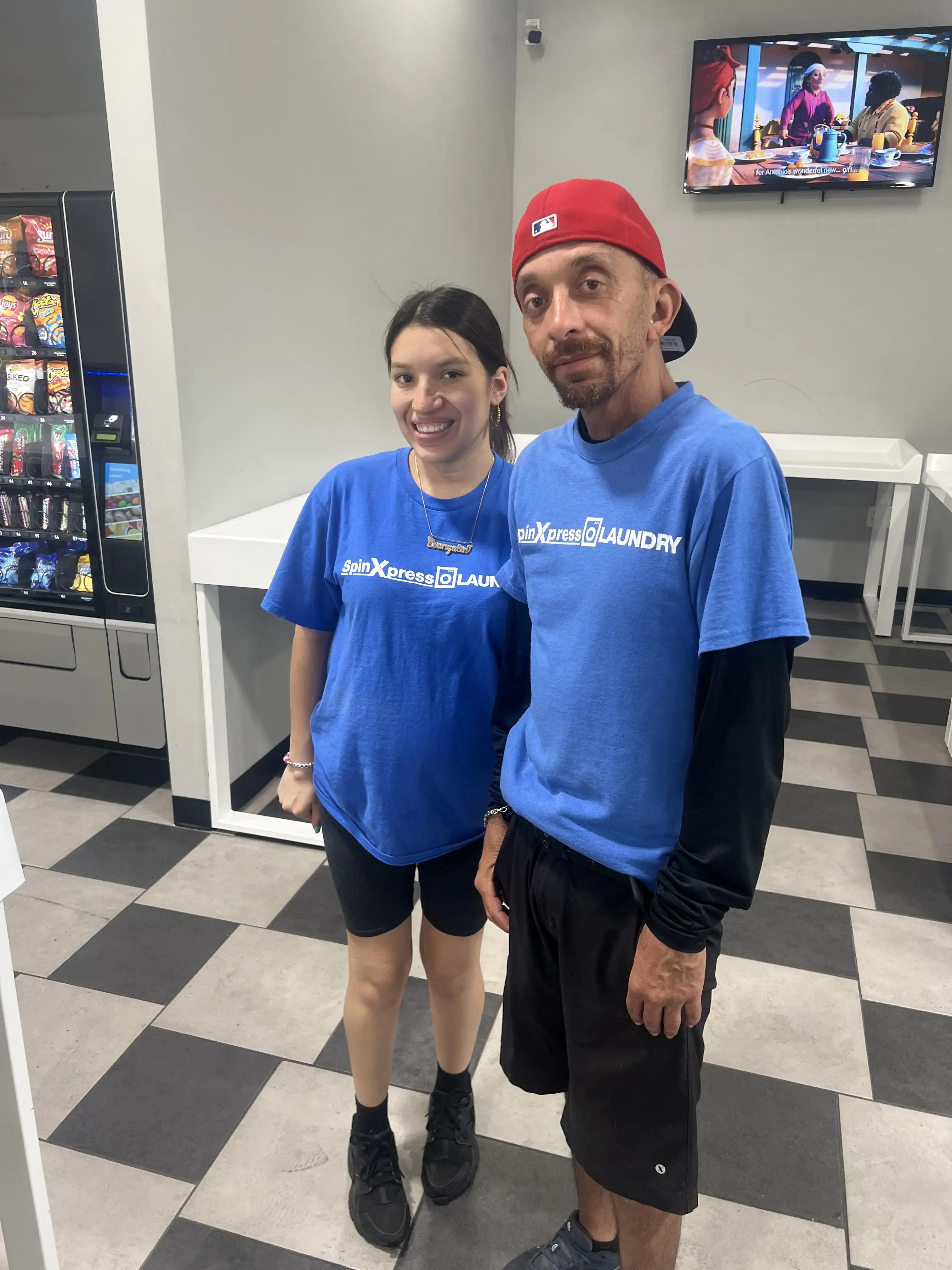 SpinXpress Laundry - Ayers St - Wash & Fold Services thumbnail 17