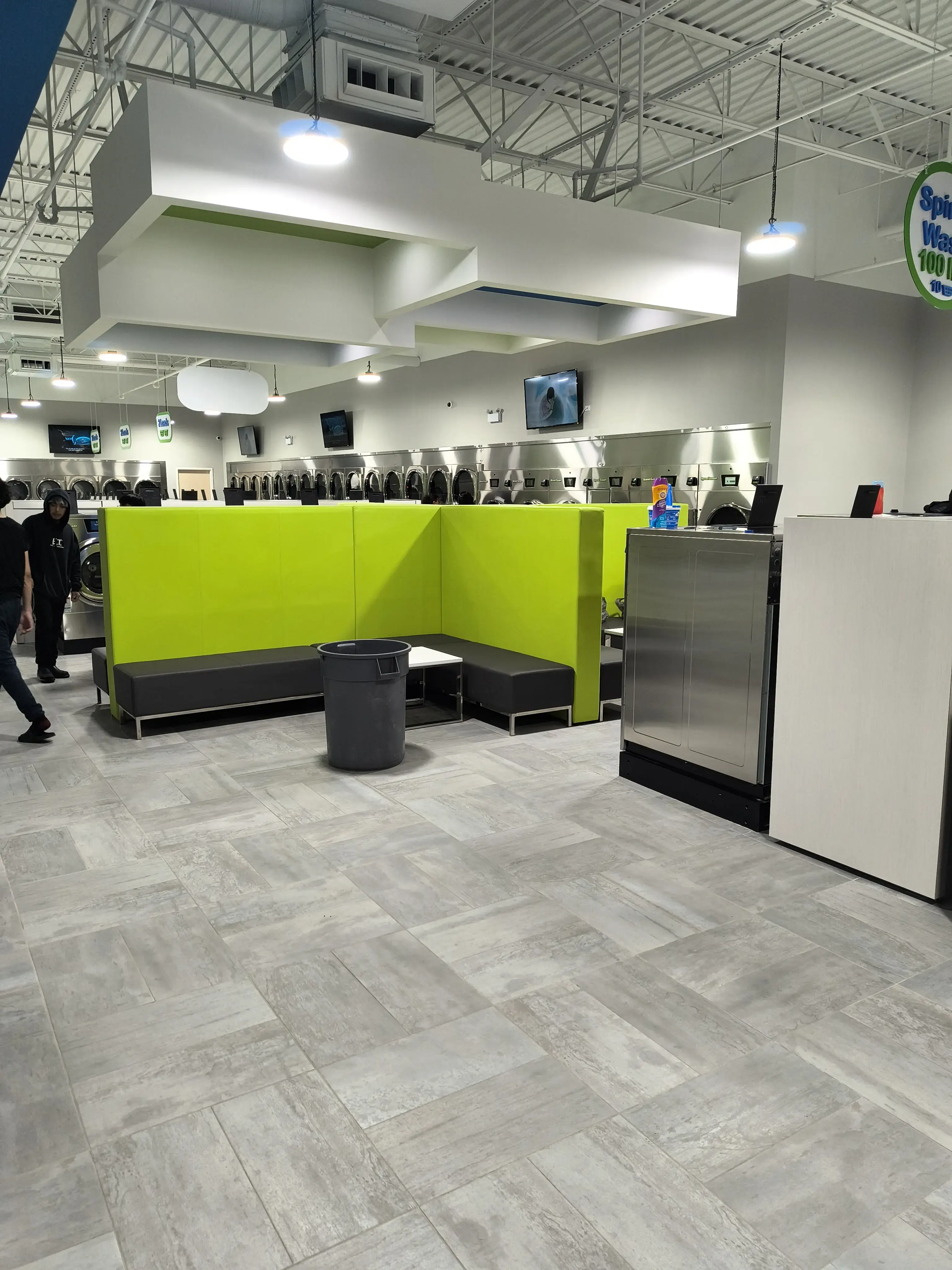 SpinXpress Laundry - Belmont/Kennedy thumbnail 11