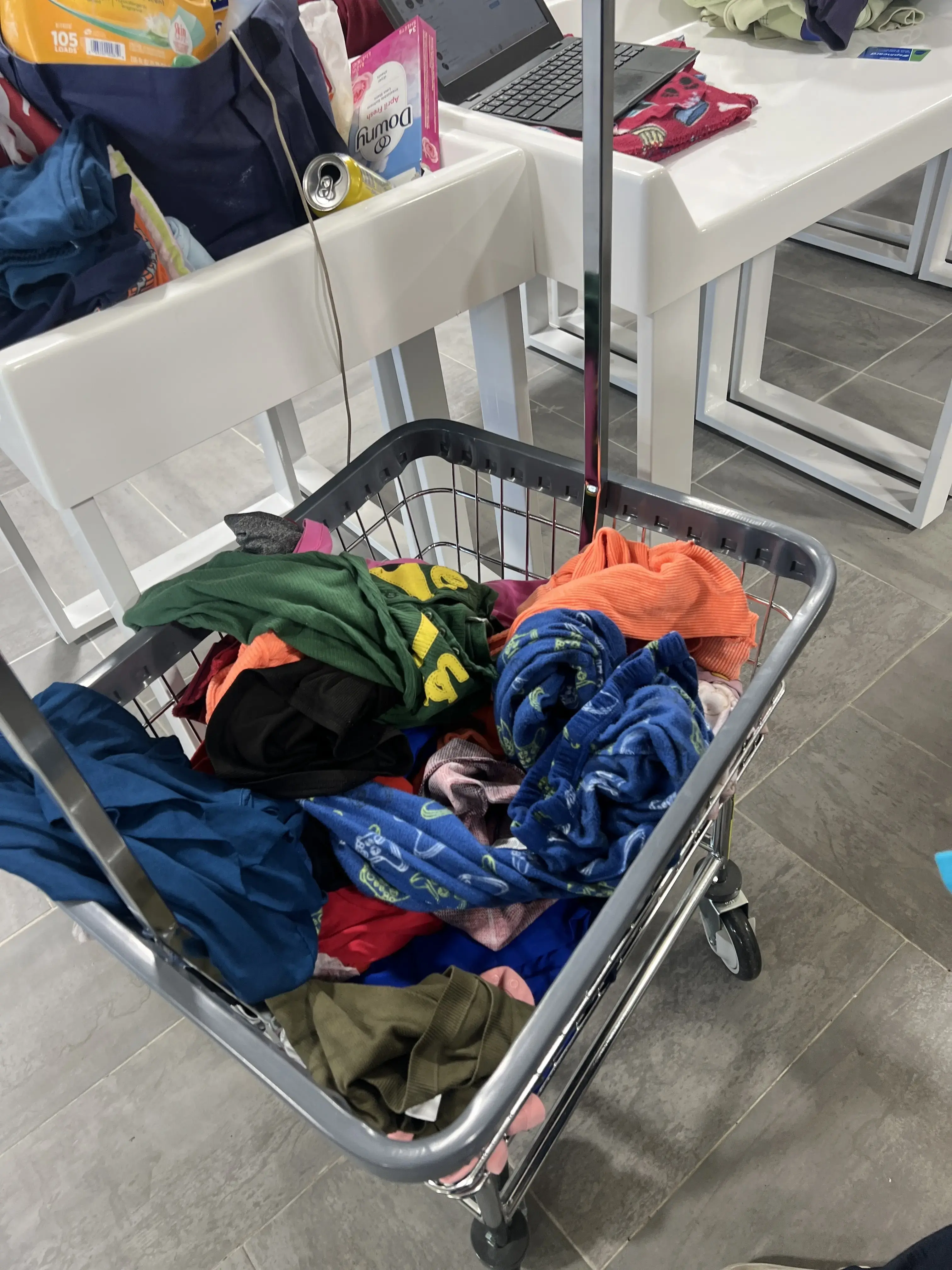 SpinXpress Laundry - Cullen - Wash & Fold Services - Image 18