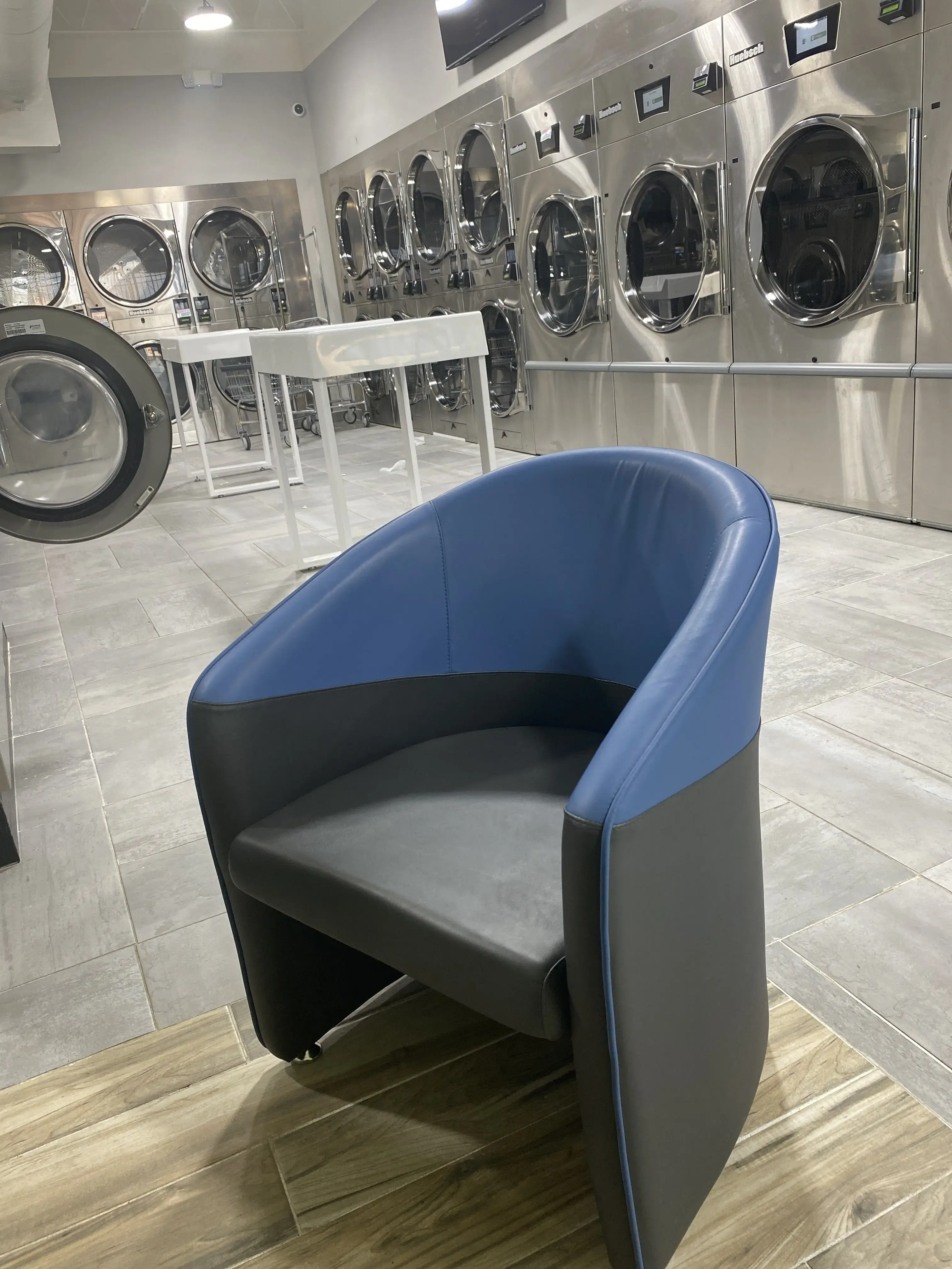 SpinXpress Laundry - Cullen - Wash & Fold Services thumbnail 10